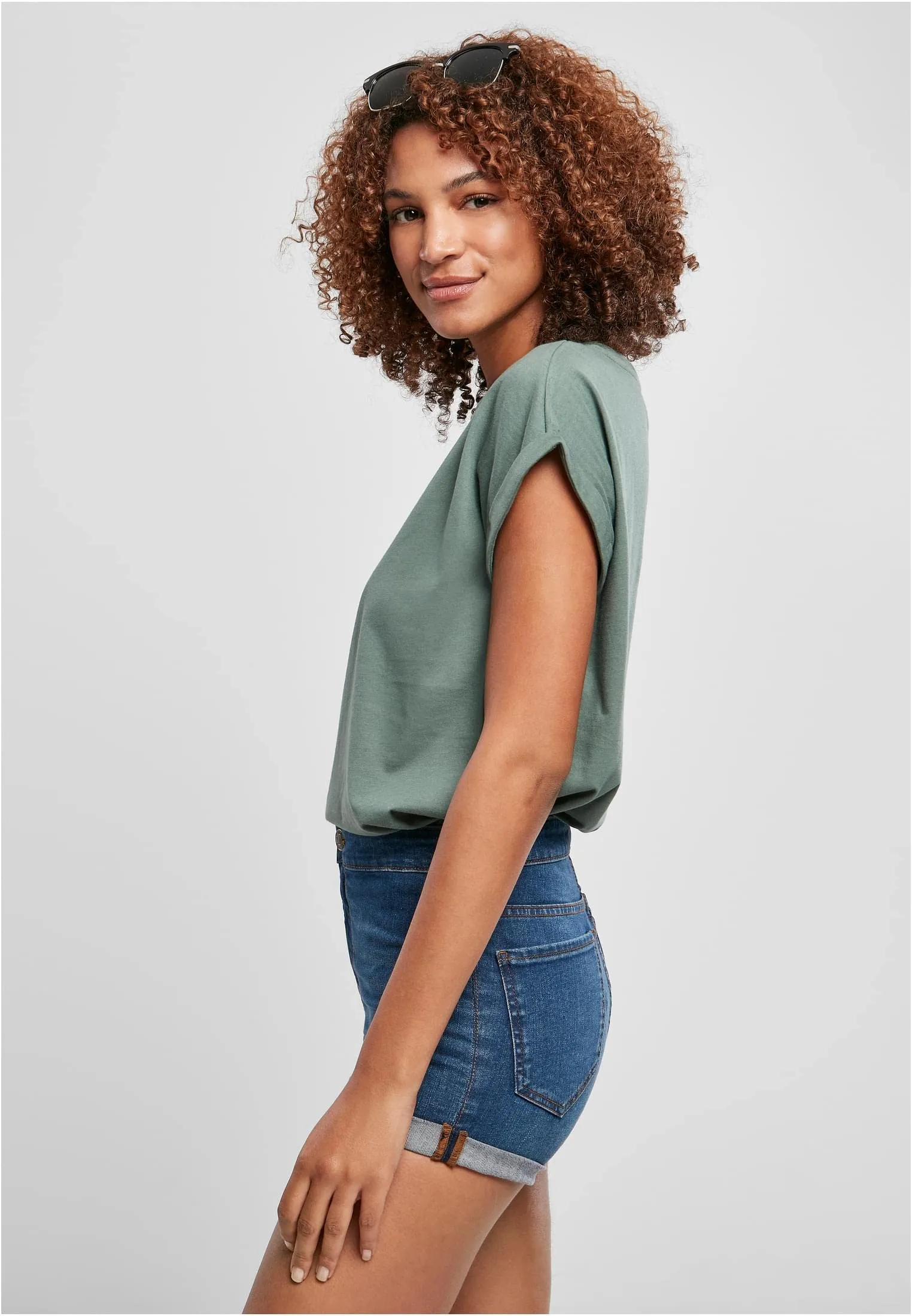 Urban Classics Donna T-shirt Manica Arrotolata in Cotone, Rosso Ciliegia, Taglia XXL - immagine 9
