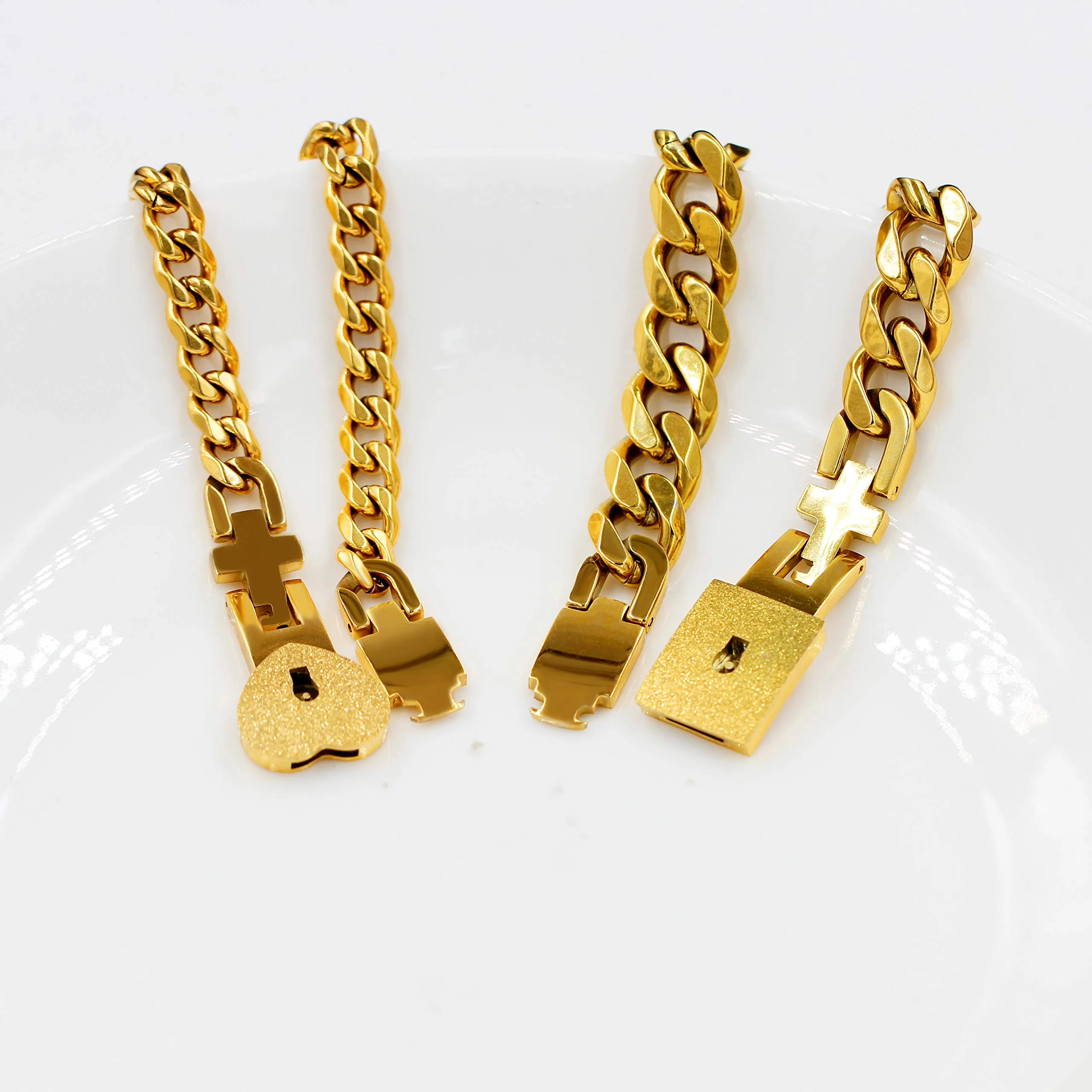Uloveido Braccialetti a catena cubana con lucchetto a cuore quadrato placcato oro per coppie Y853 - immagine 3