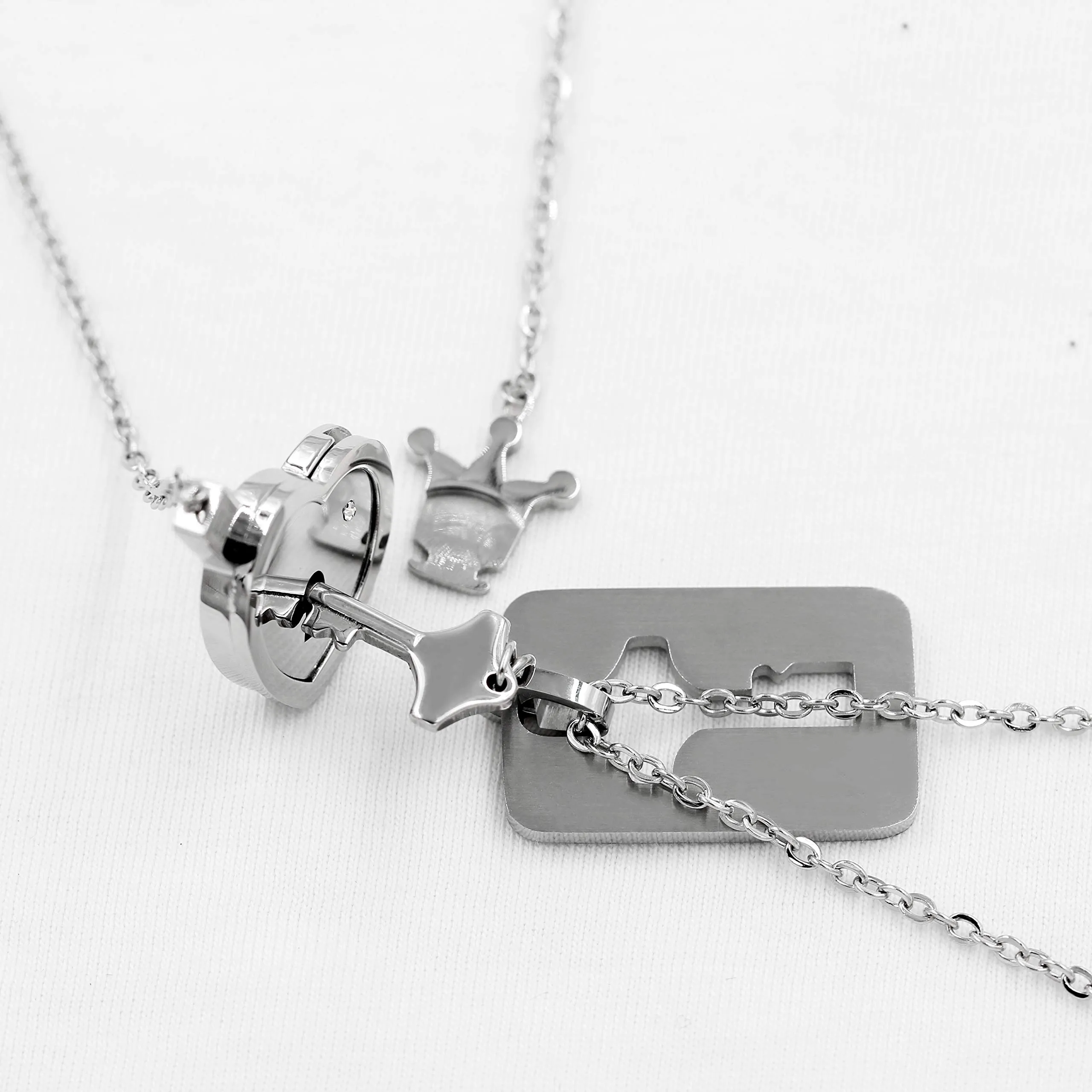 Uloveido Set di collane coordinati in acciaio inossidabile con ciondolo a cuore e chiave Y844 - immagine 5