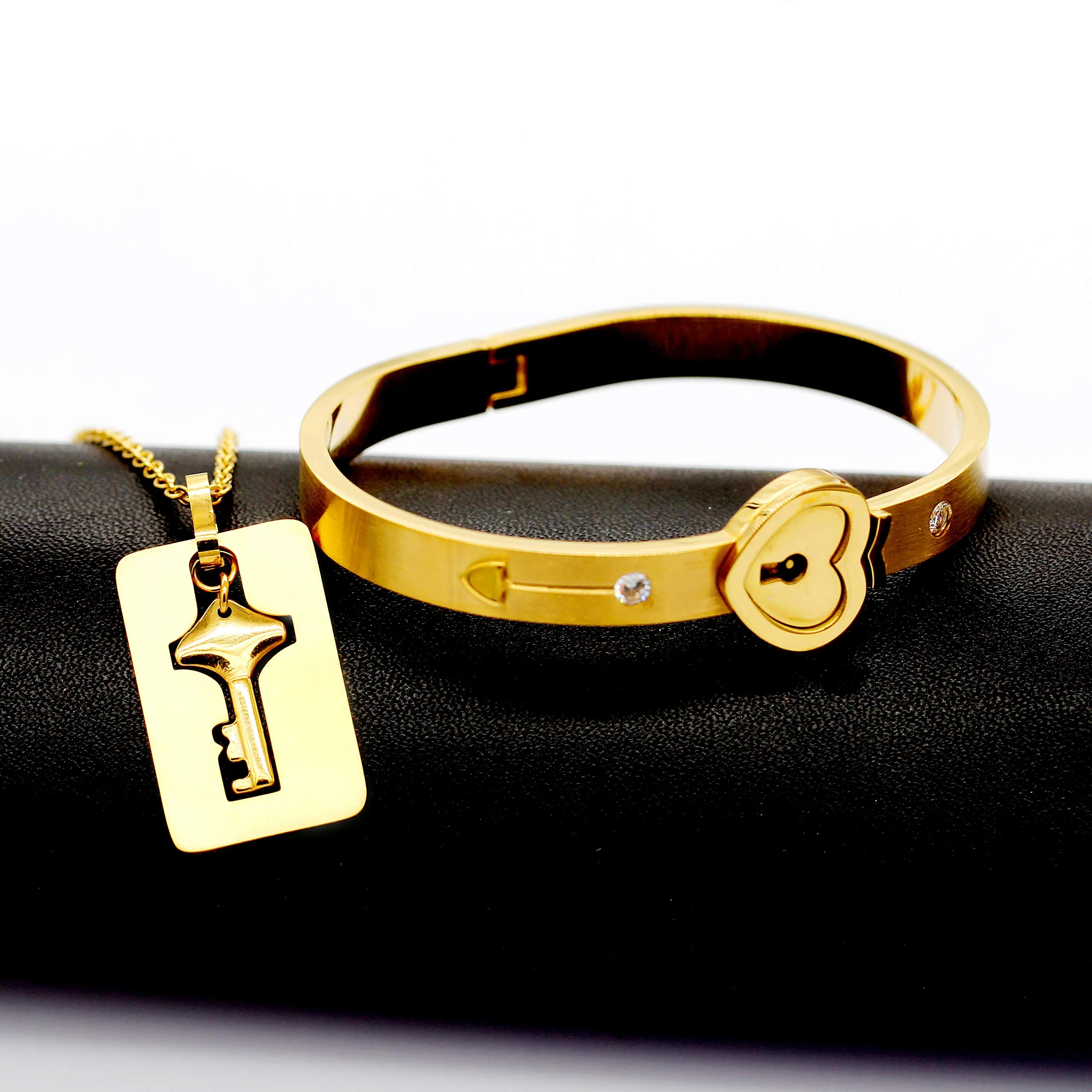 Uloveido Set Bracciale a Puzzle e Collana con Ciondolo a Chiave in Acciaio Inossidabile Placcato Oro SN300 - immagine 3