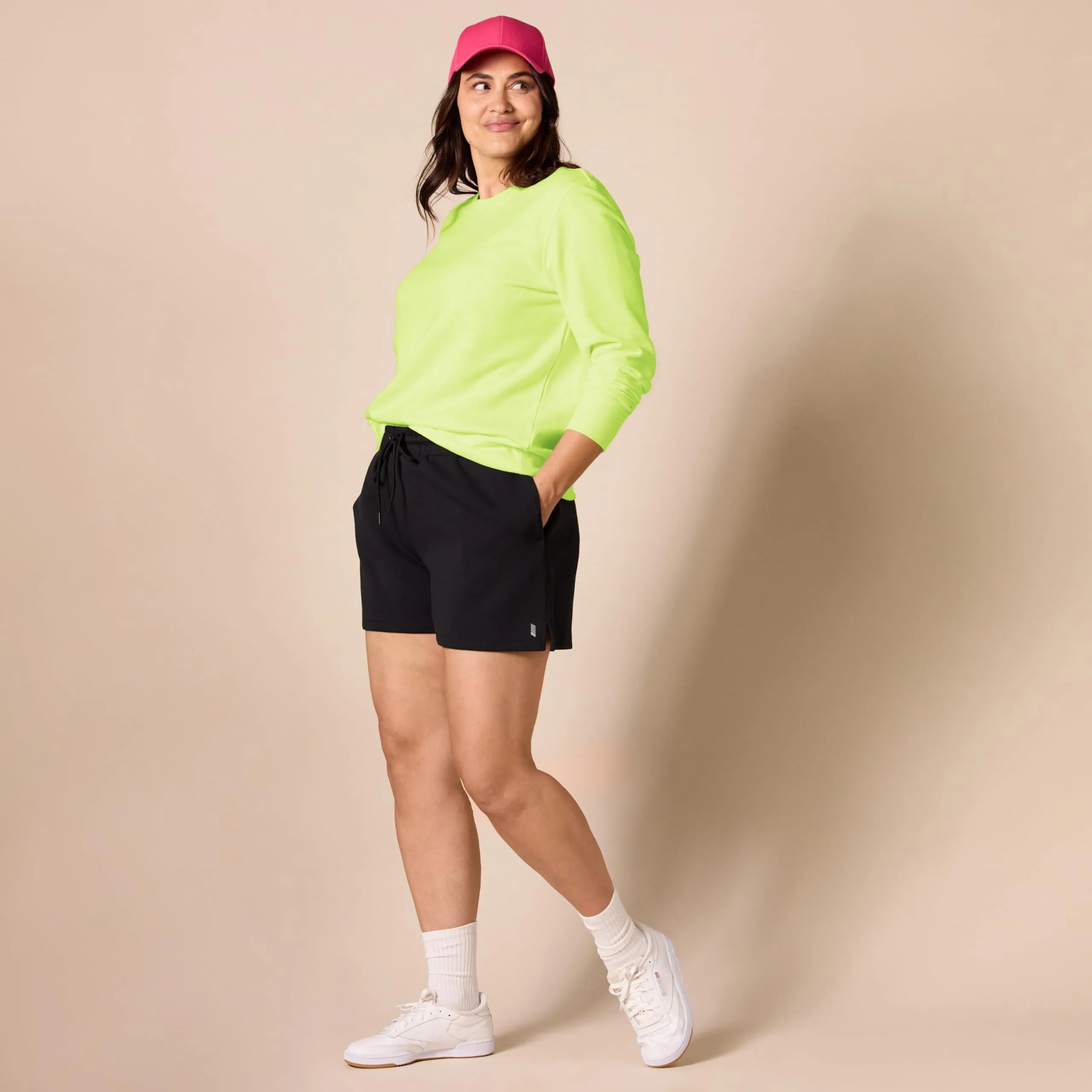 Amazon Essentials Felpa Girocollo da Donna in Pile di Spugna Francese, Verde Lime Fluo, S - immagine 7