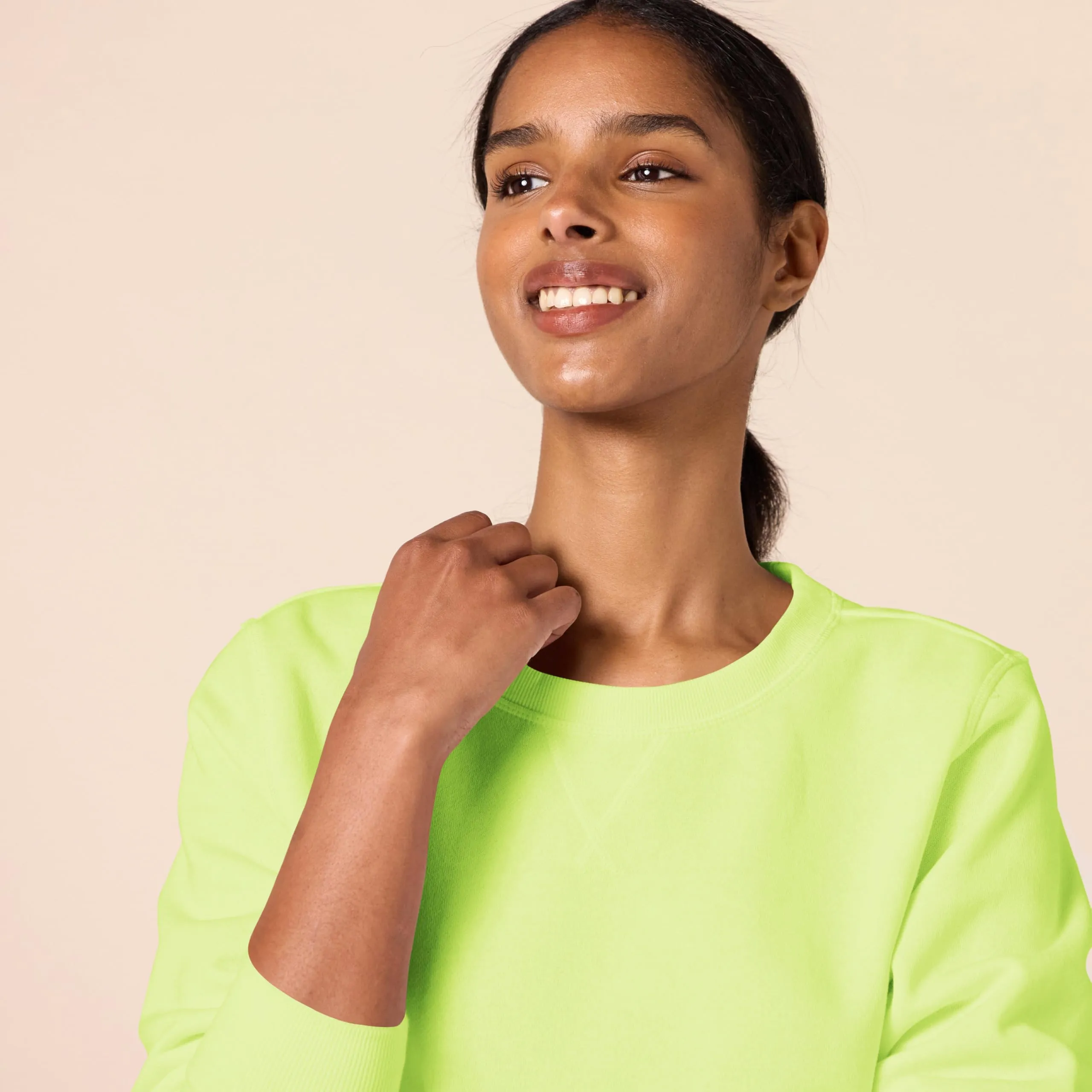 Amazon Essentials Felpa in Pile Girocollo Donna, Verde Lime Fluo, M - immagine 4