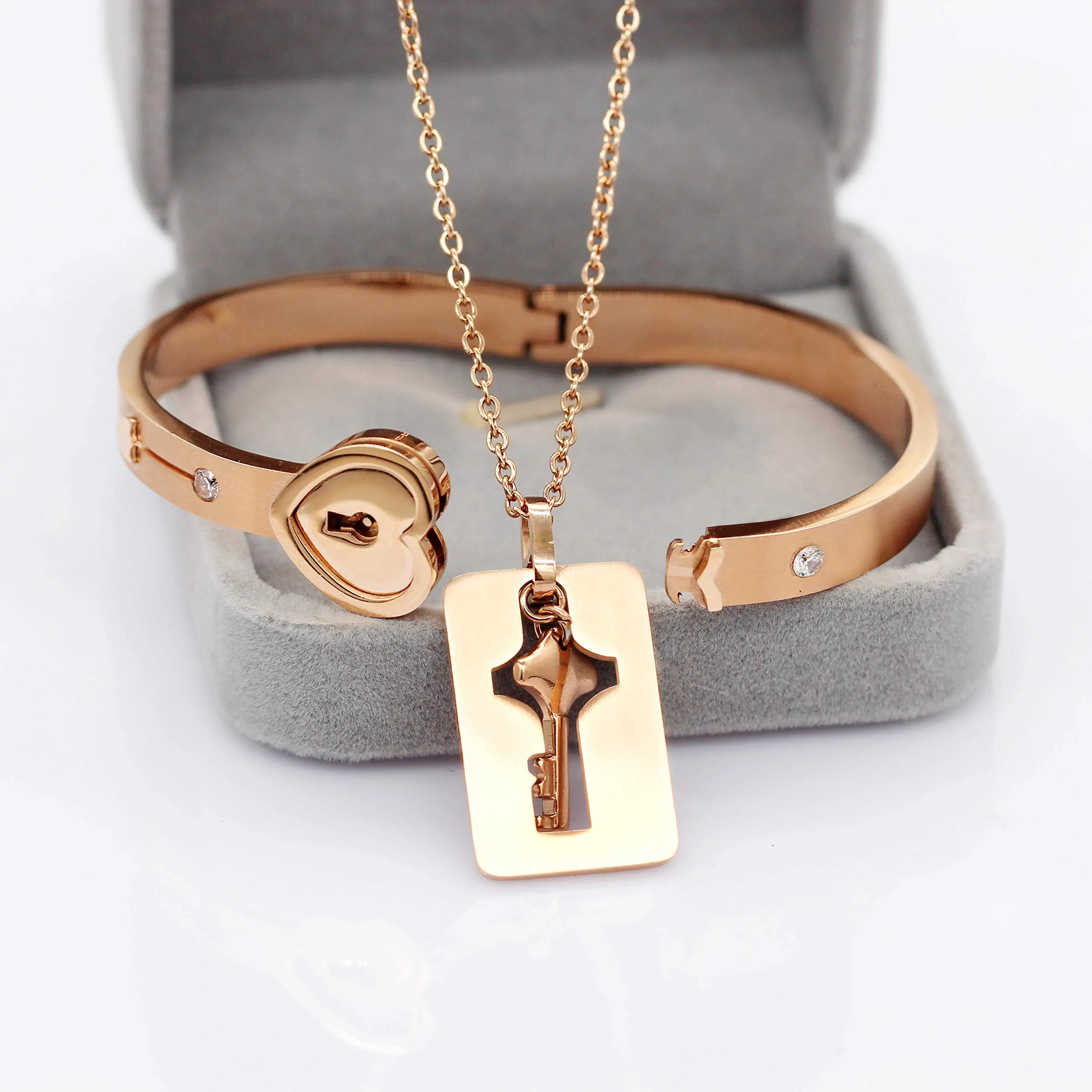 Uloveido Love Heart Key Lock Matching Bangle Bracelet & Pendant Necklace, Rose Gold Plated (2.4 inch) - immagine 3