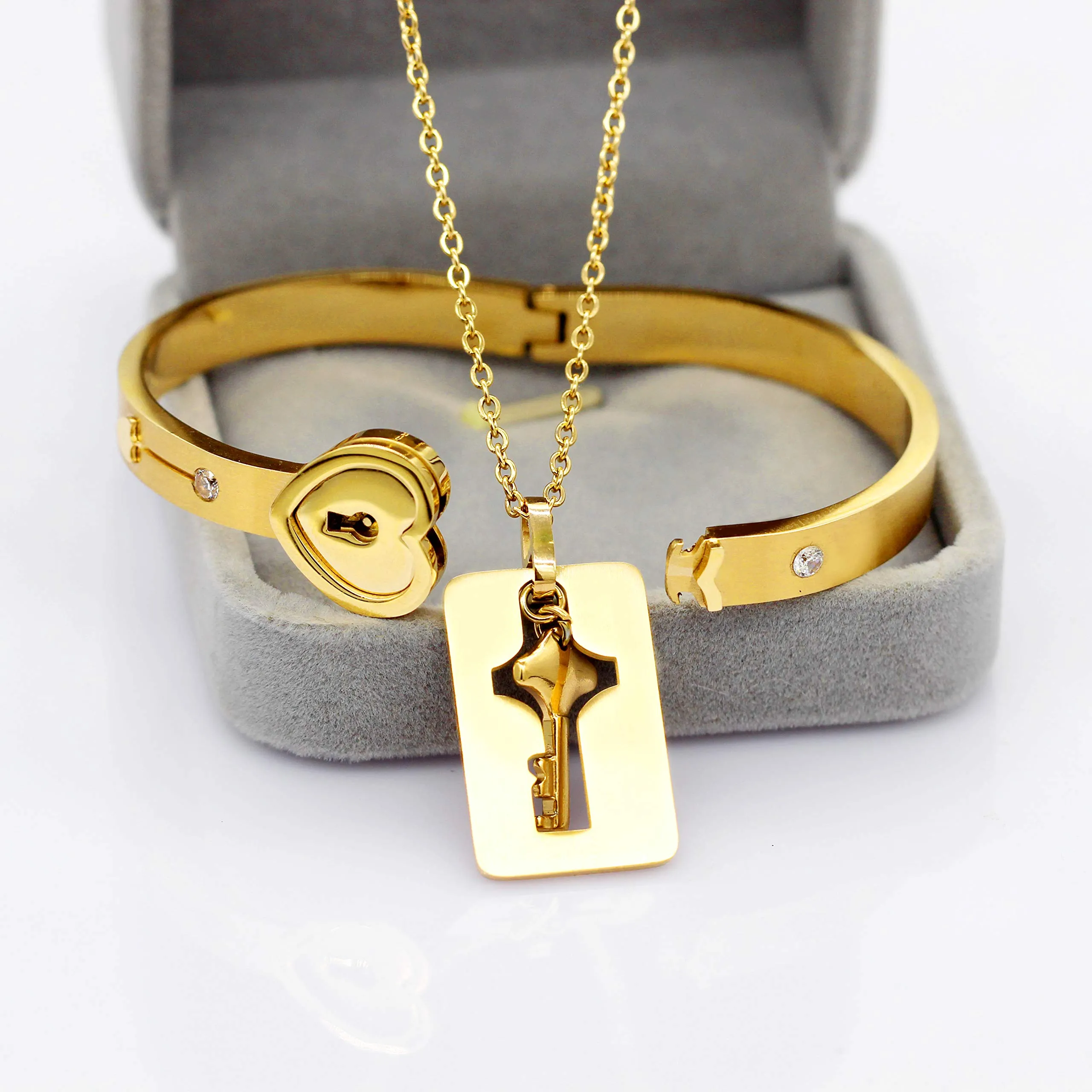 Uloveido Set Bracciale con Lucchetto a Cuore e Collana con Chiave in Acciaio al Titanio, Oro, 2,4 Pollici - immagine 3