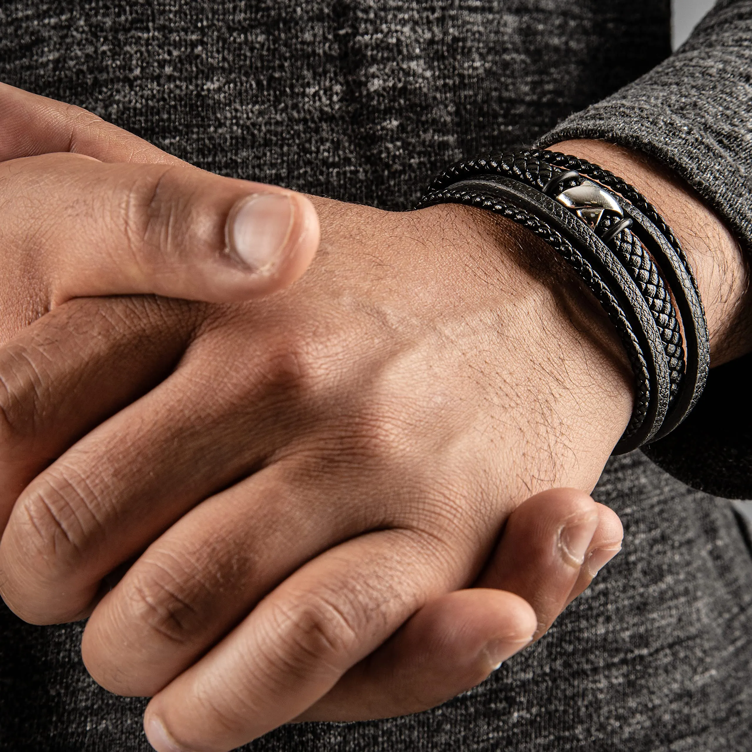 SERASAR Bracciale Uomo in Pelle Nera e Acciaio Argento, 20cm - immagine 5