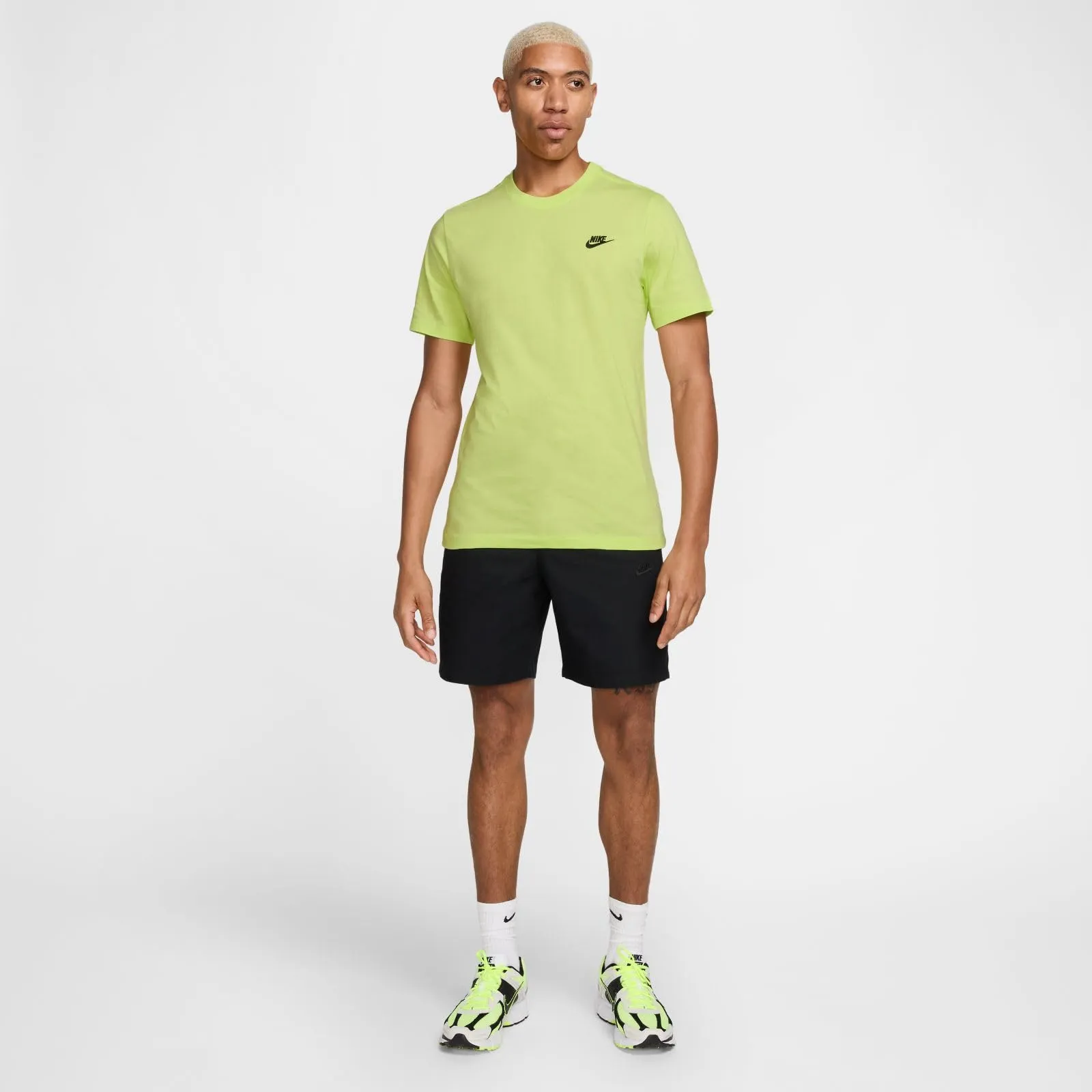 Nike M NSW Club Tee, Lt Lemon Twist Black, XS - immagine 5