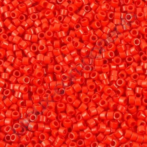 Miyuki Delica Seed Beads 11/0, Rosso Opaco #DB0723, 5g, Glass - immagine 1