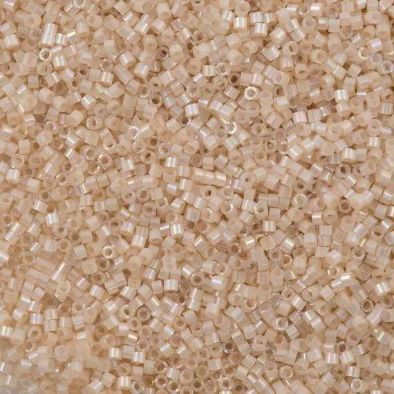 Miyuki Delica DB1874 Perline Rocailles 11/0 Albicocca Chiaro Smaltato AB, 5g - immagine 1