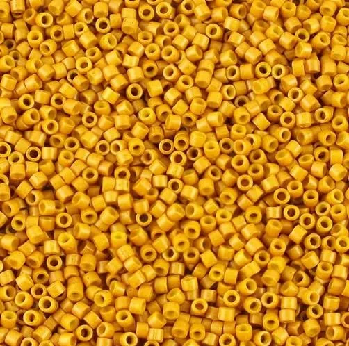 Miyuki Delica Seed Beads 11/0, Opaque Pumpkin (#DB0653), 5g, Glass - immagine 1