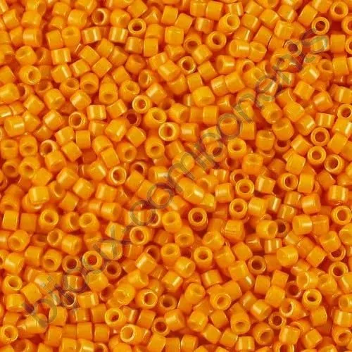 Miyuki Delica Seed Beads 11/0, Opaque Squash Dyed (#DB0651), 5g, Glass - immagine 1