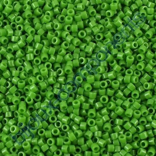 Miyuki Delica Seed Beads 11/0, Verde Opaco #DB0724, 5g - immagine 1