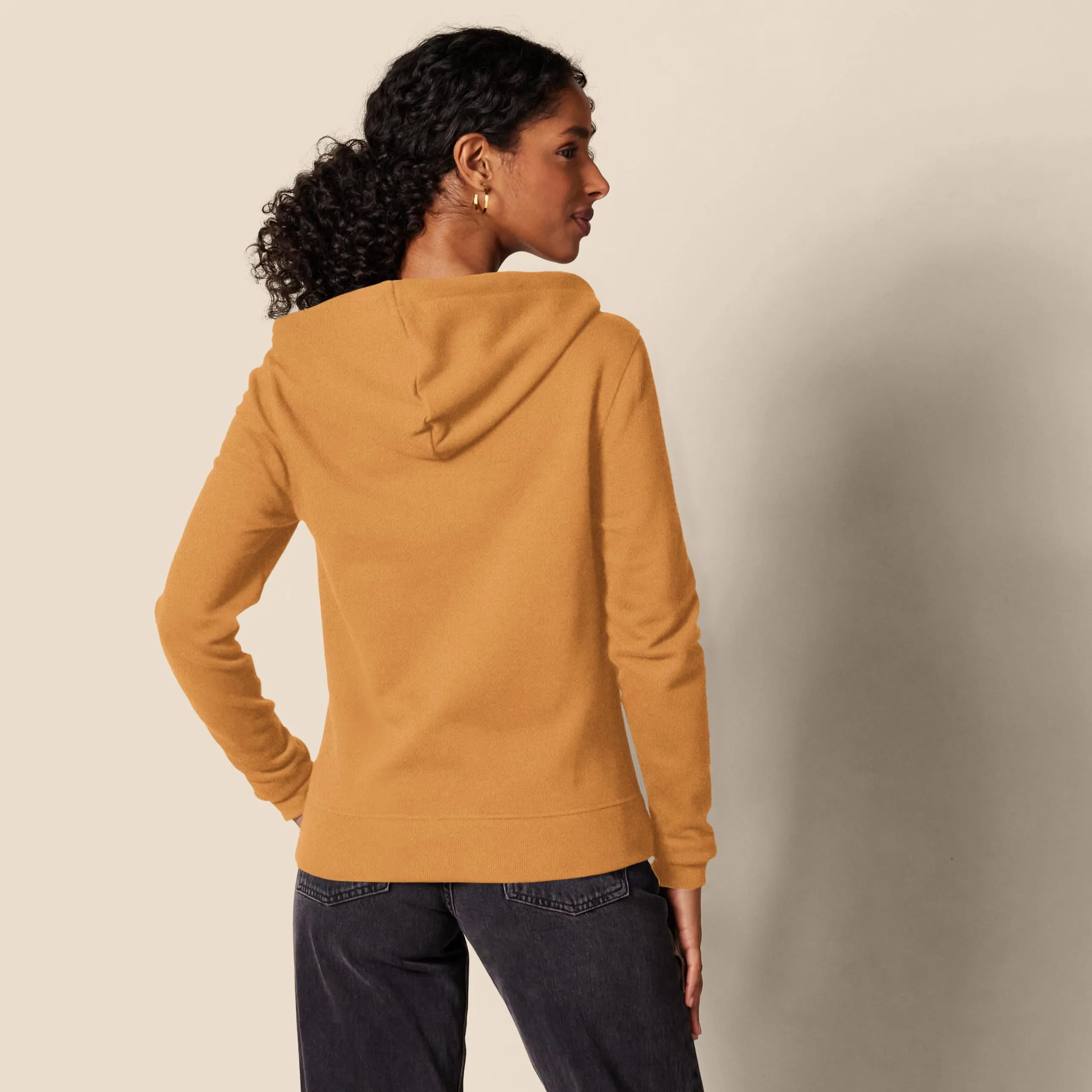Amazon Essentials Felpa con Cappuccio e Zip Intera da Donna, Cammello Scuro, S - immagine 2