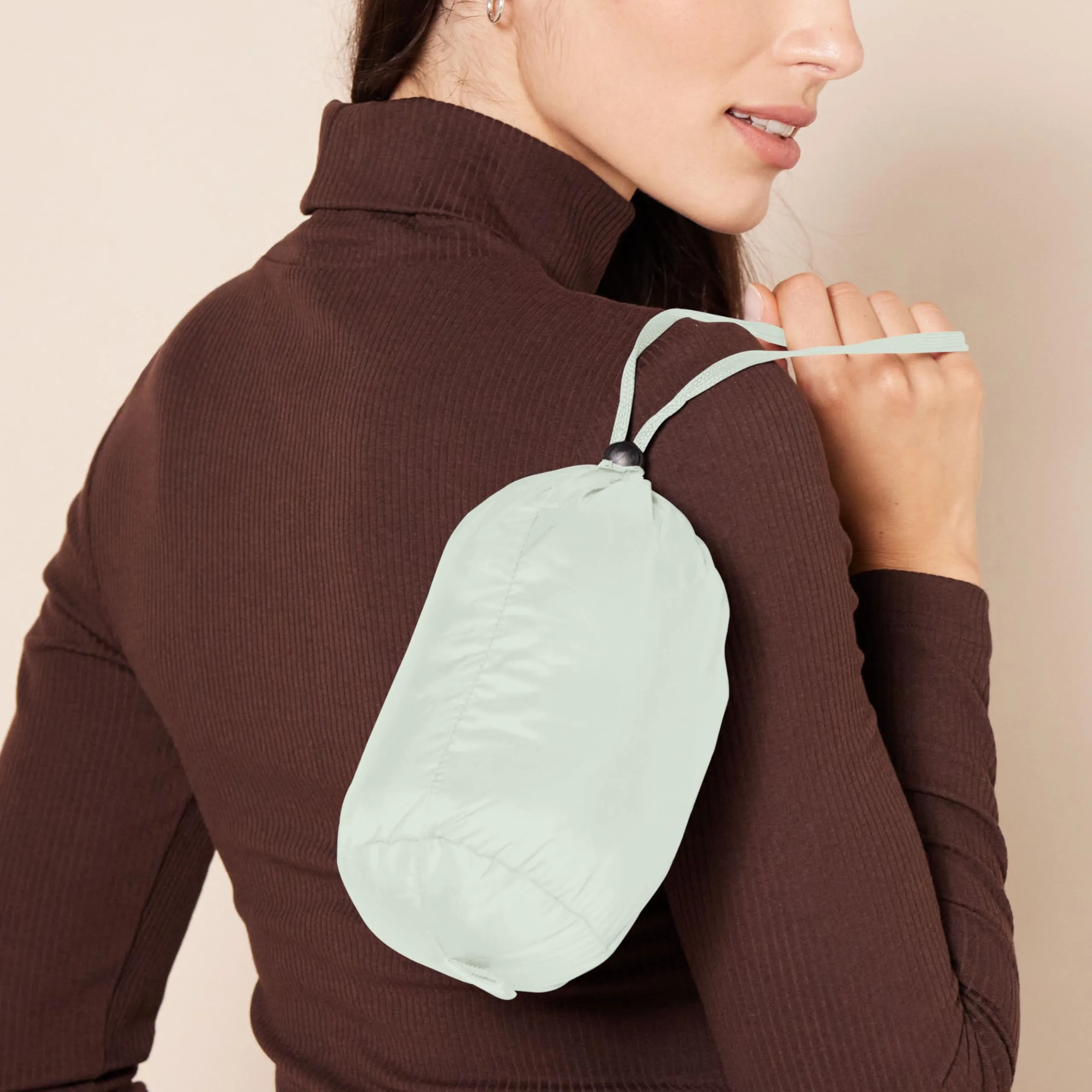 Amazon Essentials Piumino Leggero Resistente all'Acqua Ripiegabile Donna, Verde Salvia, XXL - immagine 4