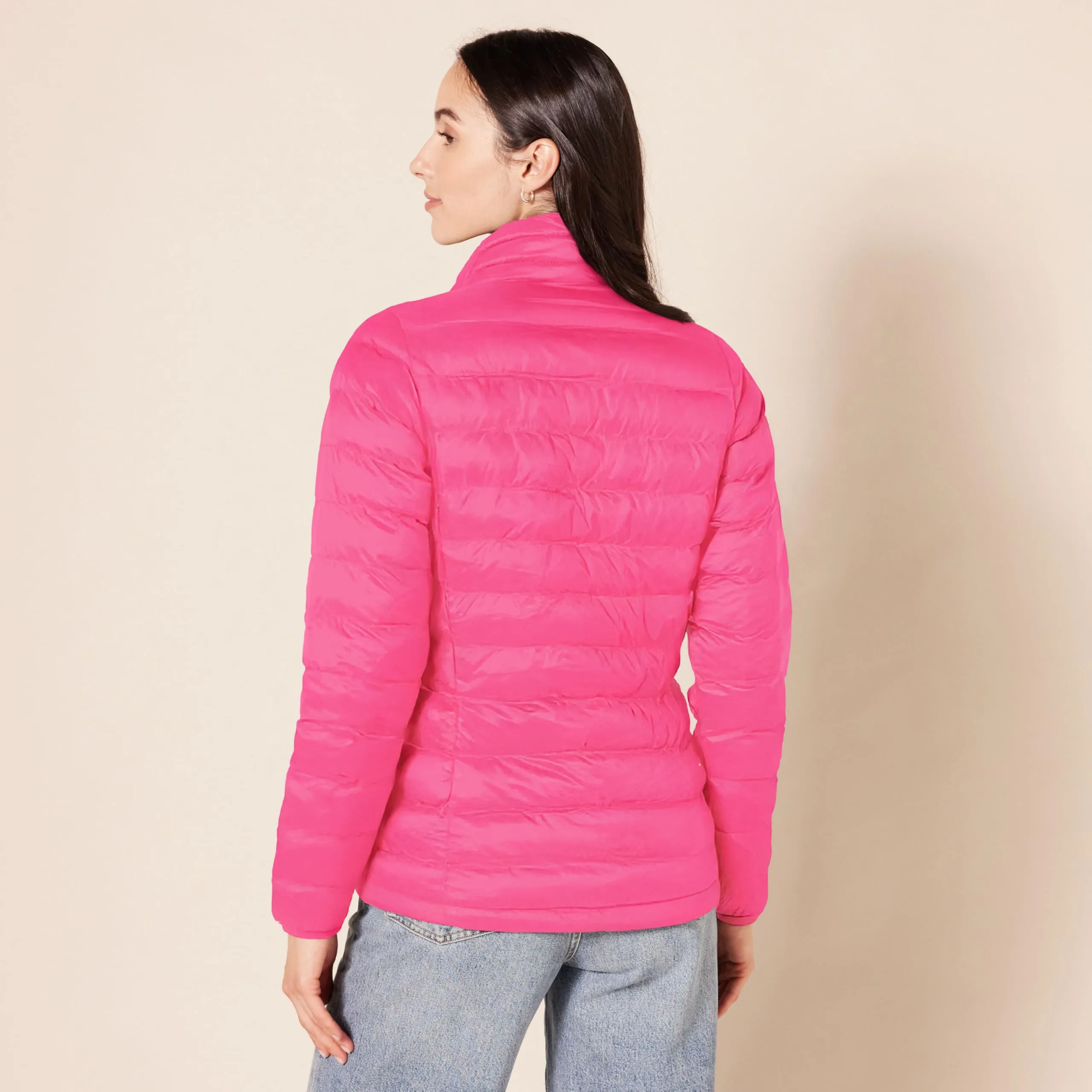 Amazon Essentials Piumino Leggero Resistente all'Acqua Ripiegabile Donna, Rosa Shocking, S - immagine 3