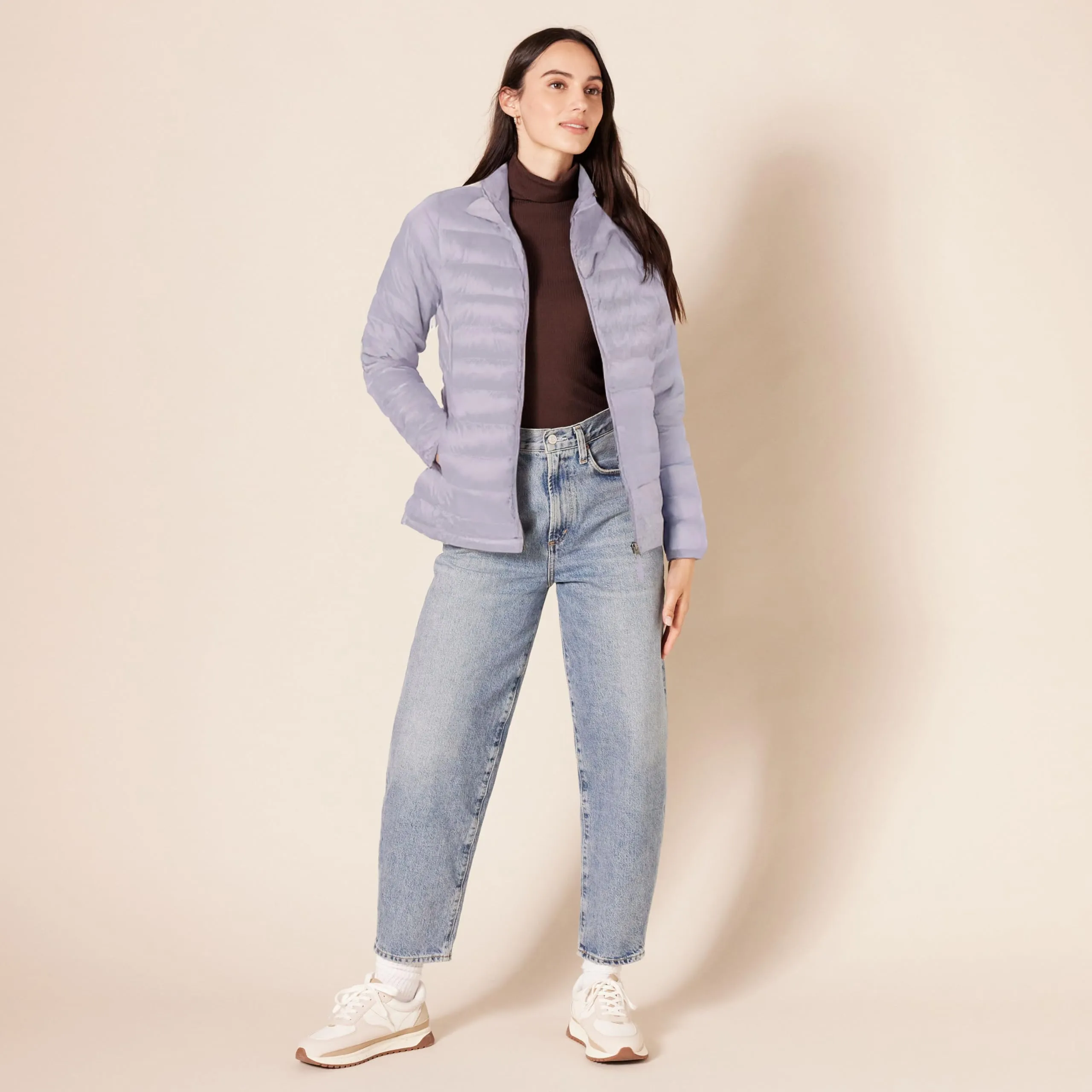 Amazon Essentials Piumino Leggero Resistente all'Acqua Ripiegabile Donna, Dusty Grape, S - immagine 5