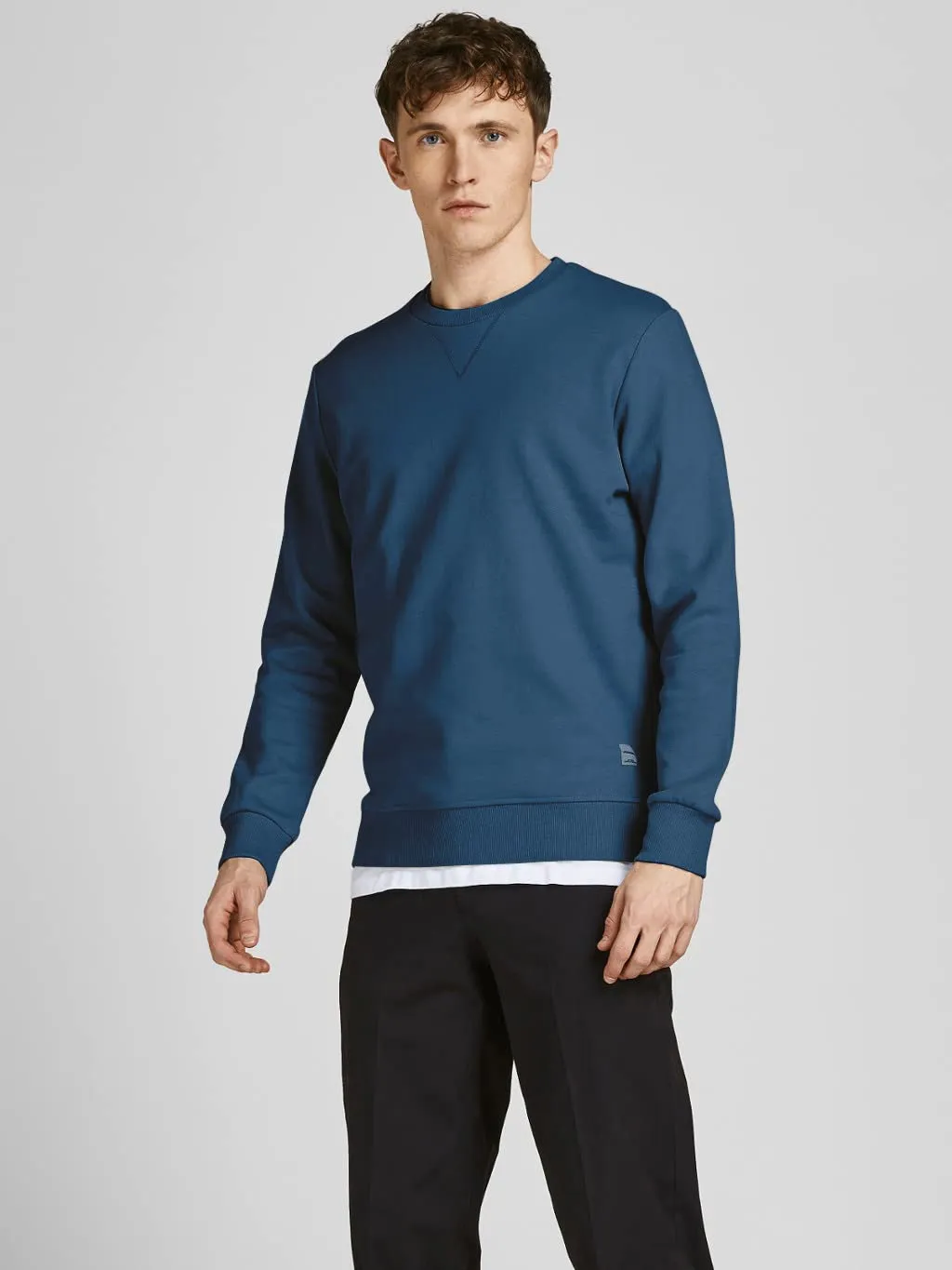 Jack & Jones Felpa Basic da Uomo con Scollo Rotondo, Insignia Blue, XXL - immagine 2