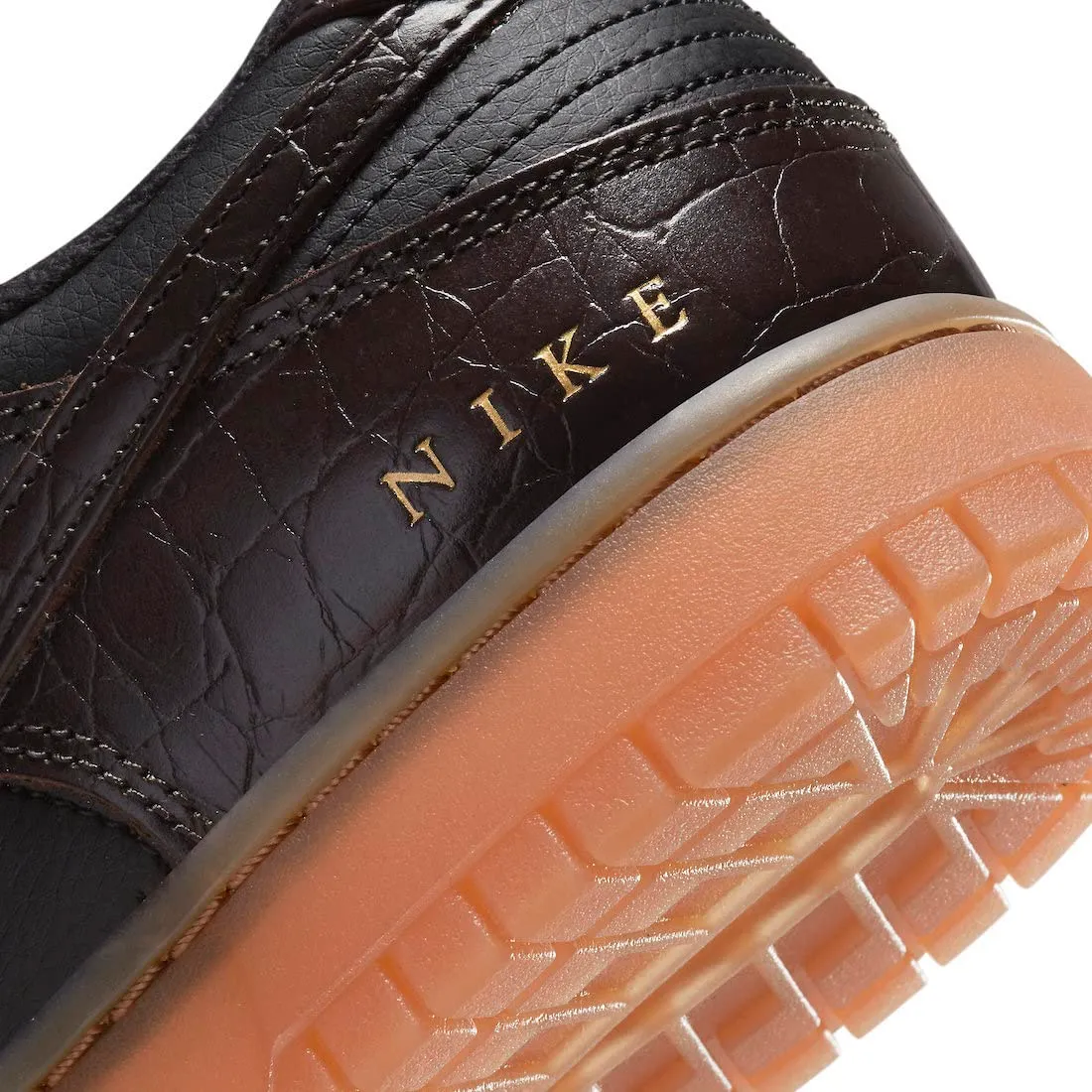 Nike Dunk Low Nero/Marrone/Velluto DV1024-010 46 EU - immagine 2