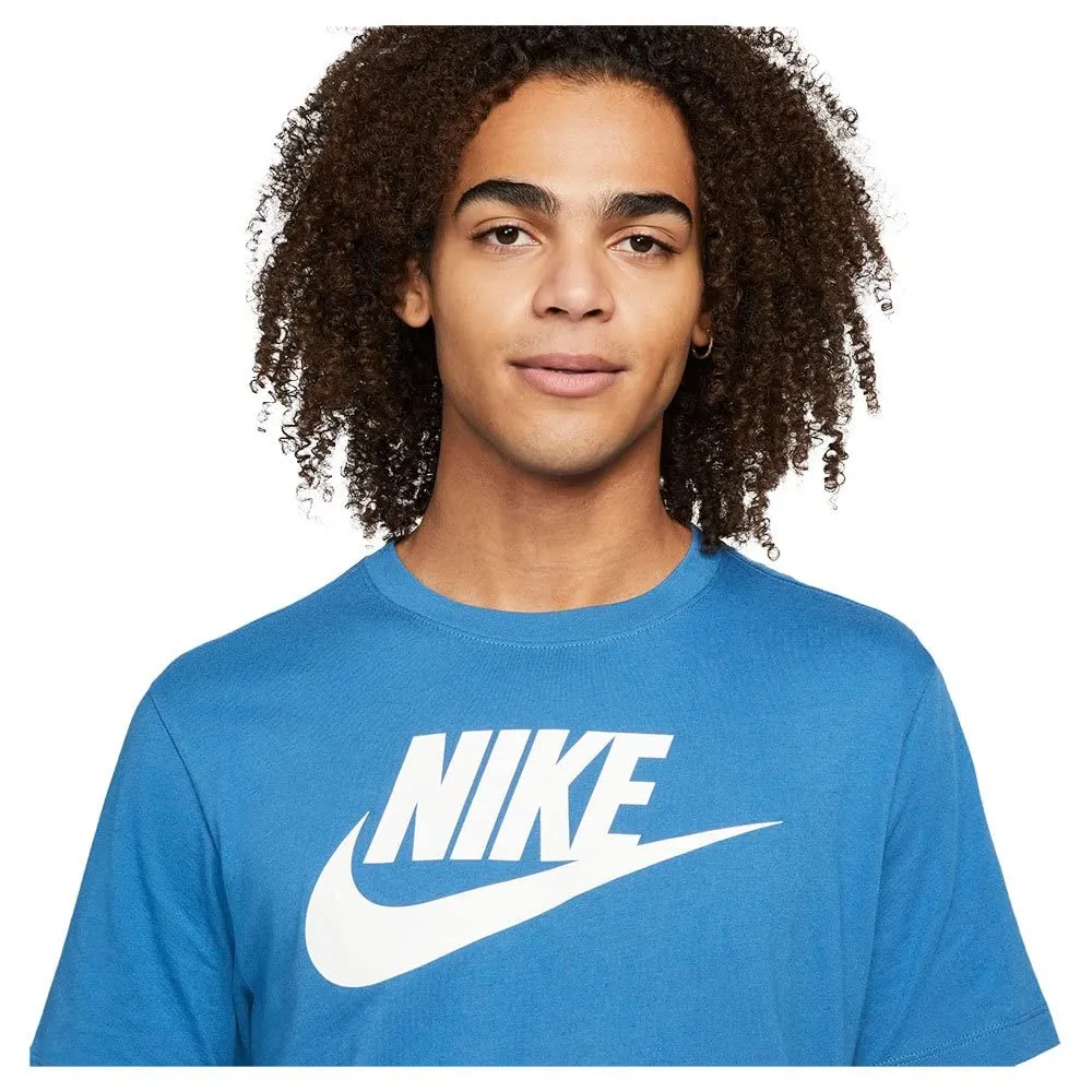 Nike Sportswear Maglietta a Maniche Corte, Dk Marina Blue/White, M Uomo - immagine 3