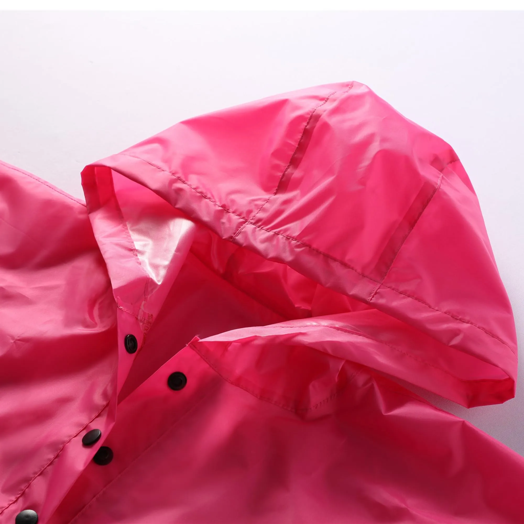 QIKADO Poncho Impermeabile Bambina con Borsa Portatile, Rosa, L - immagine 3