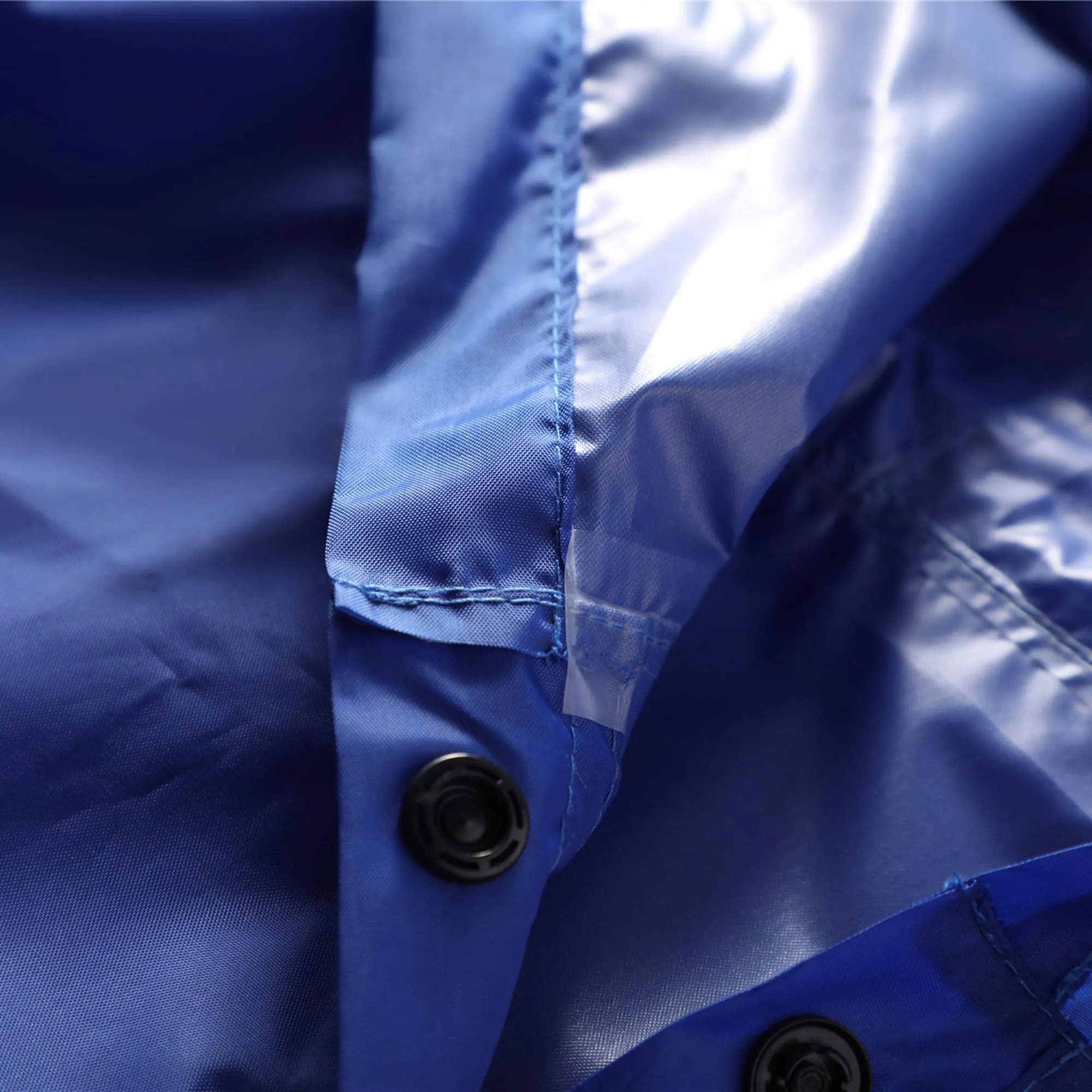 QIKADO Mantella Antipioggia per Bambini, Poncho Incappucciato Riutilizzabile, Blu/L - immagine 6