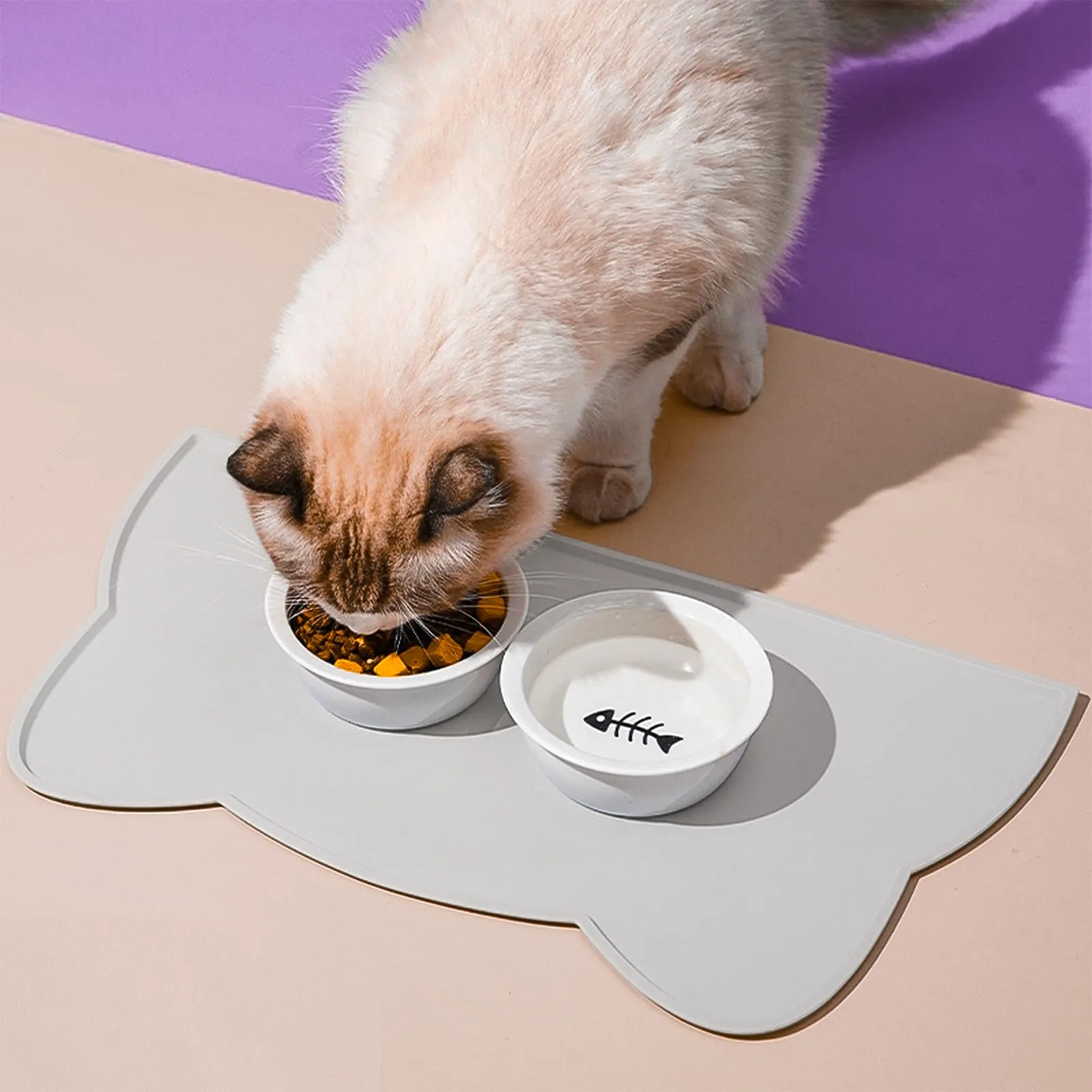 Septillar Tappetino Sottociotola in Silicone per Cani e Gatti, Antiscivolo e Impermeabile, 44x25 cm, Grigio Chiaro - immagine 2