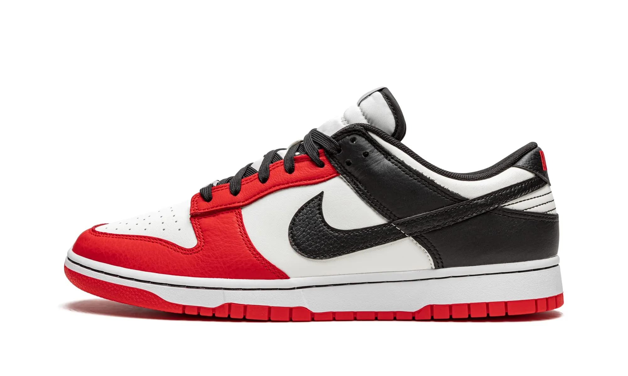 Nike Air Jordan 1 Mid Wmns - Sail Black Chile Red - 43 EU - immagine 1