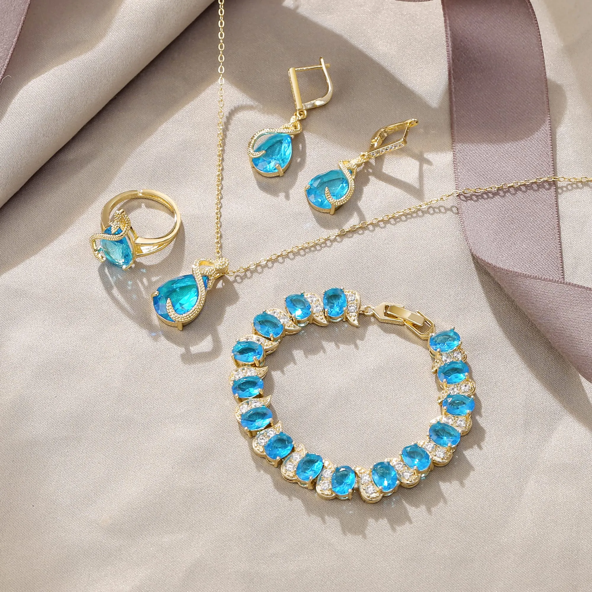 EVER FAITH Set di gioielli da sposa con Smeraldo e Zirconia Cubica, Collana, Orecchini, Bracciale e Anello - immagine 3