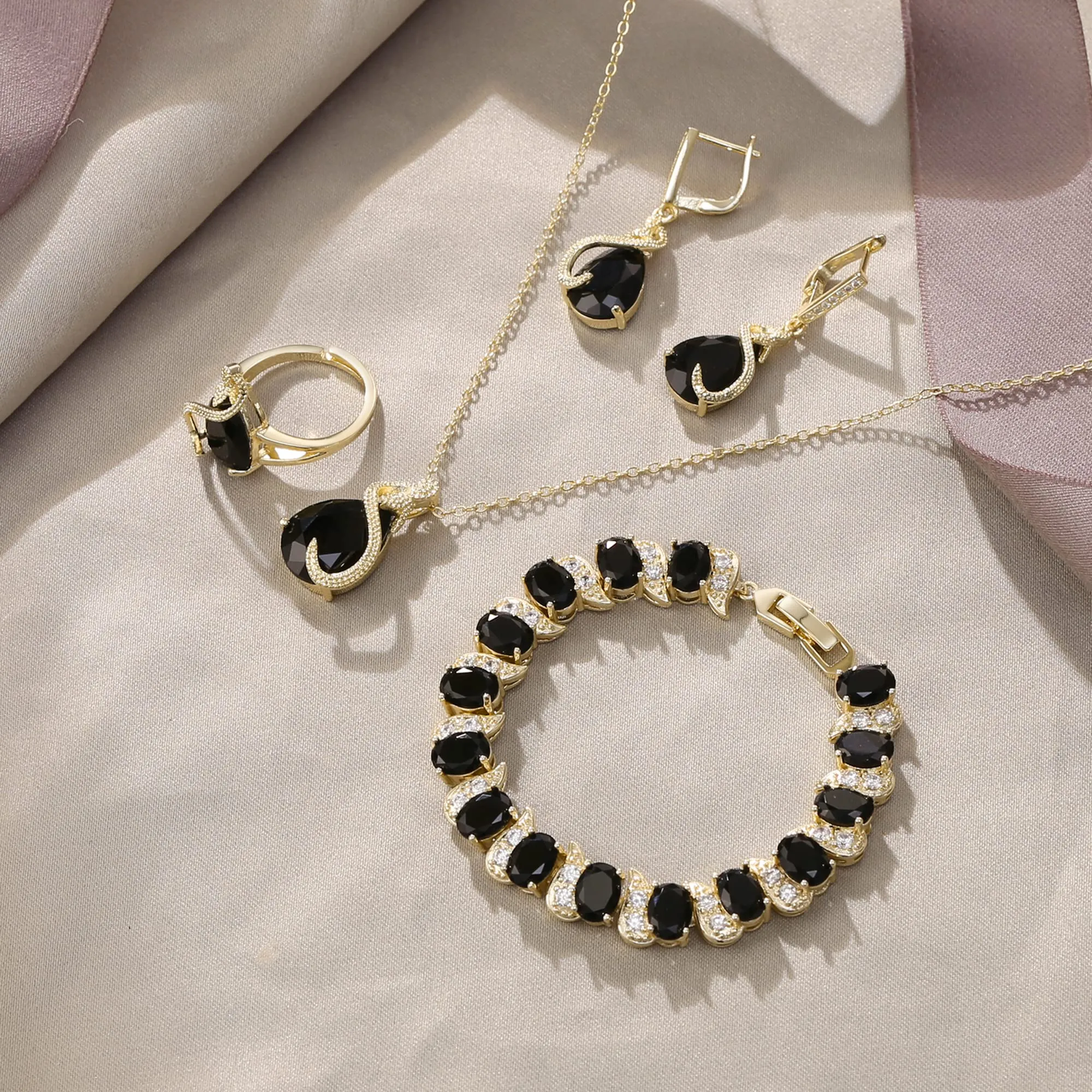 EVER FAITH Set di gioielli da sposa con Smeraldo e Zirconia Cubica, Collana, Orecchini, Bracciale e Anello - immagine 5