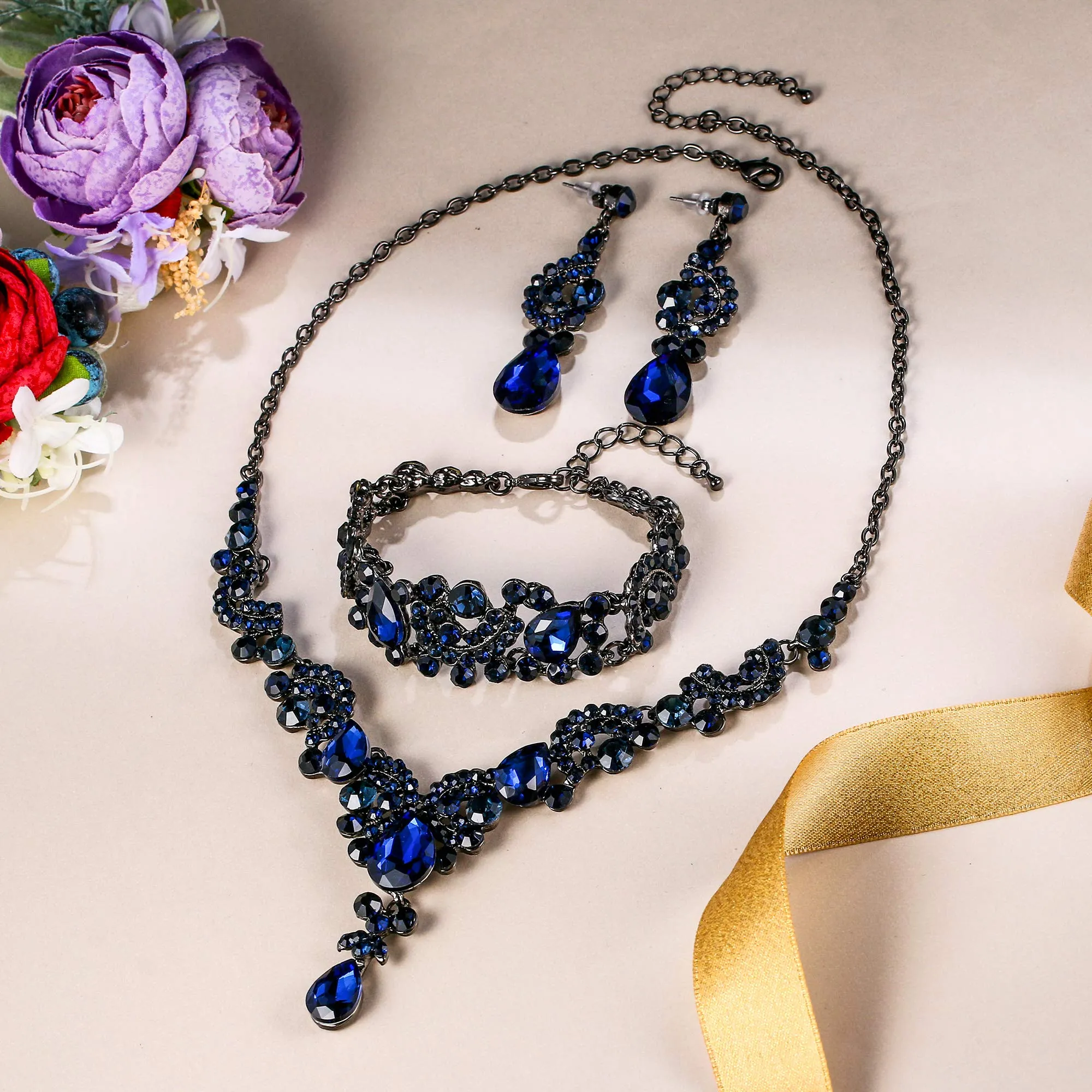 EVER FAITH Set di Gioielli Art Deco Floreale con Cristallo Austriaco, Collana, Bracciale, Anello e Orecchini, Blu Nero-Fondo - immagine 3