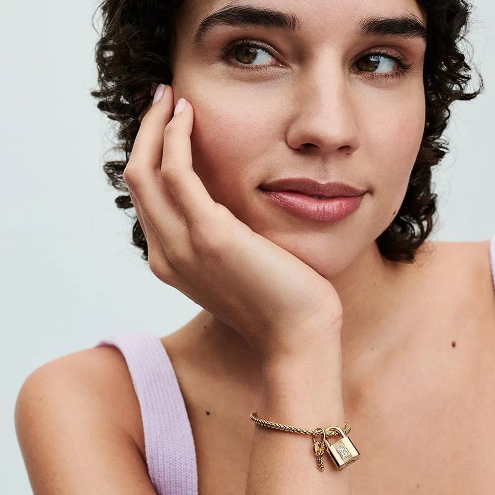 Pandora Moments Pendente Friend in Argento Sterling con Zirconi Cubici e Smalto Rosa Glitterato - immagine 4