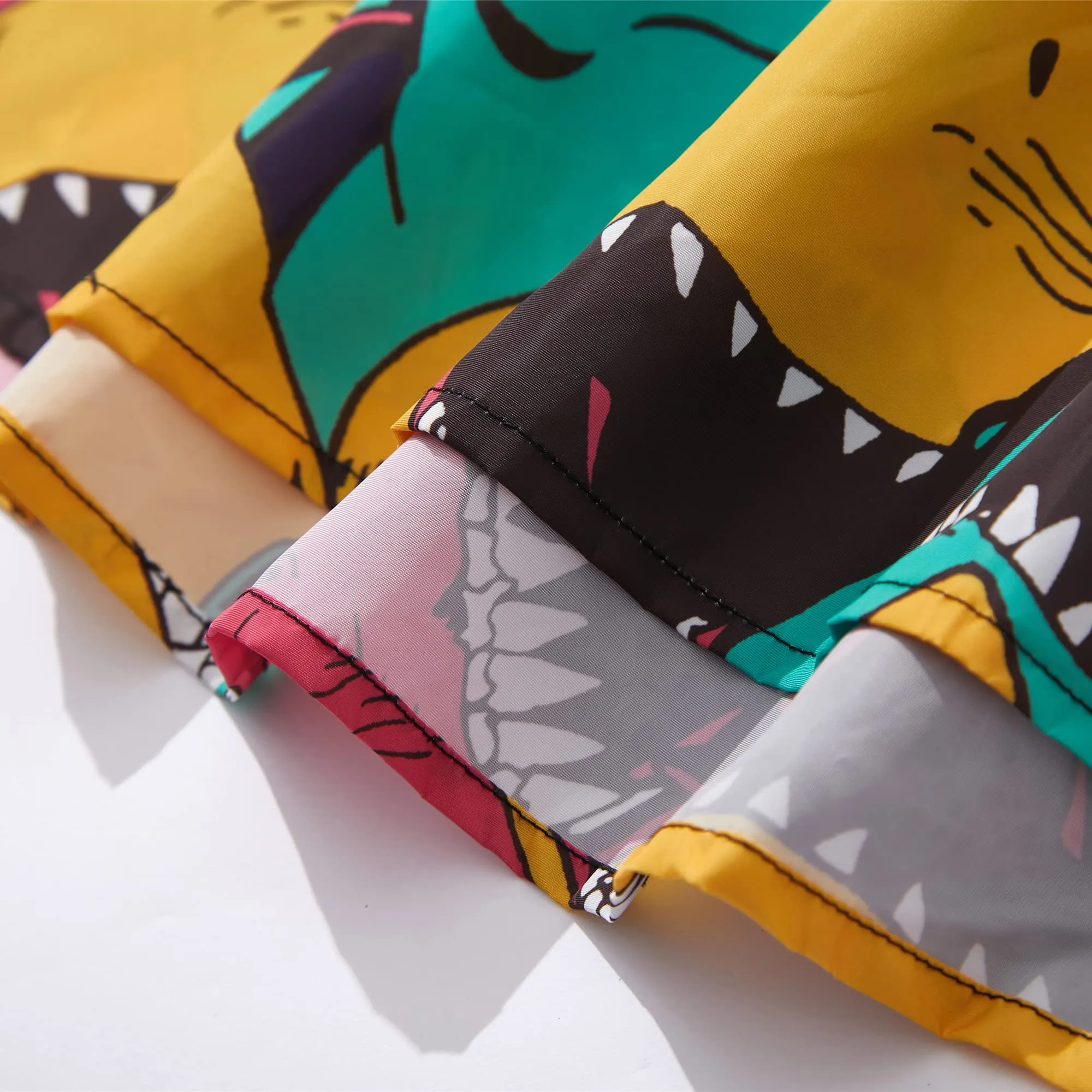 QIKADO Poncho Antipioggia Bambino Squalo Bigmouth, Taglia M (3-5 anni) - immagine 5