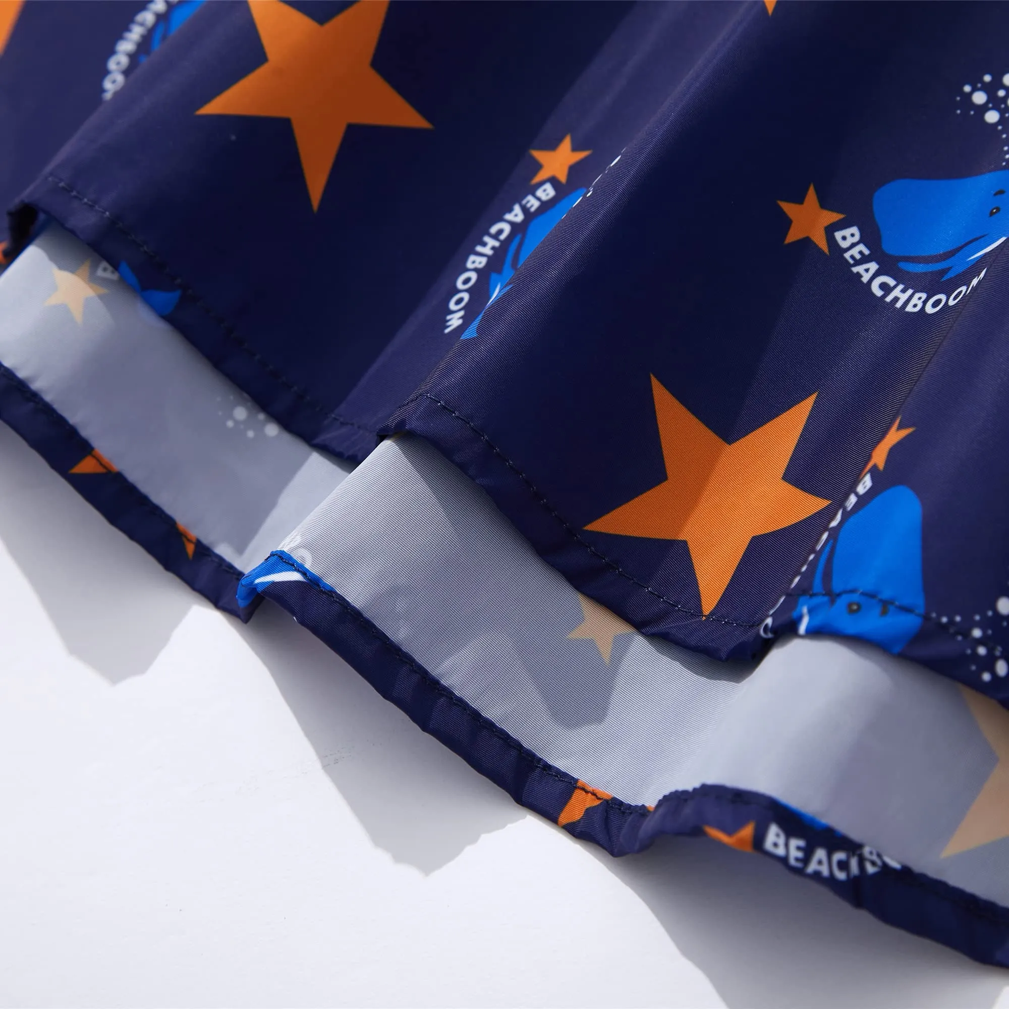 QIKADO Poncho Antipioggia Bambino con Cappuccio e Bottoni, Stelle e Balene, XL, 8-12 anni - immagine 5