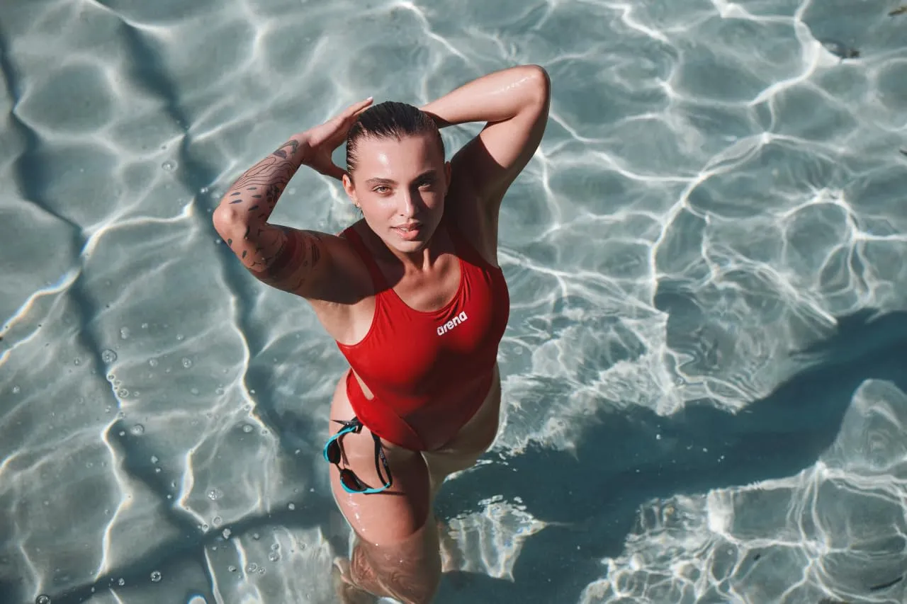 Arena Team Tech Solid Costume da Bagno da Donna - immagine 3