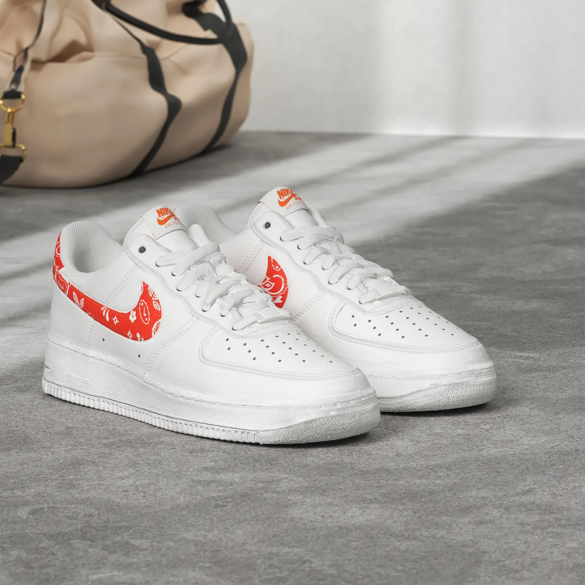 Nike Scarpe da basket da donna, Bianco Rush Arancione Bianco, 40.5 EU - immagine 2