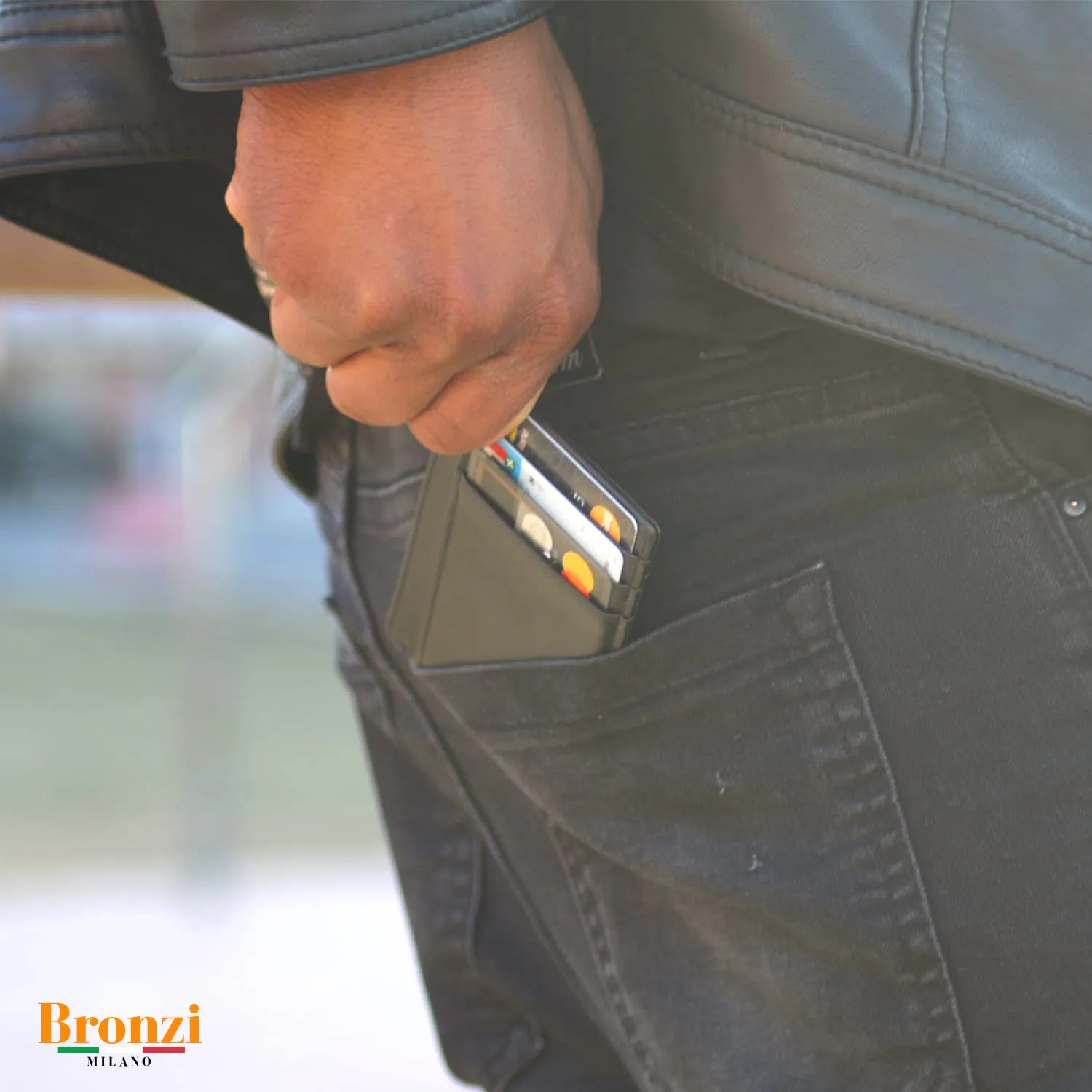 Bronzi Portafoglio Porta Carte Credito Slim con Protezione RFID, Zip Nero - immagine 7