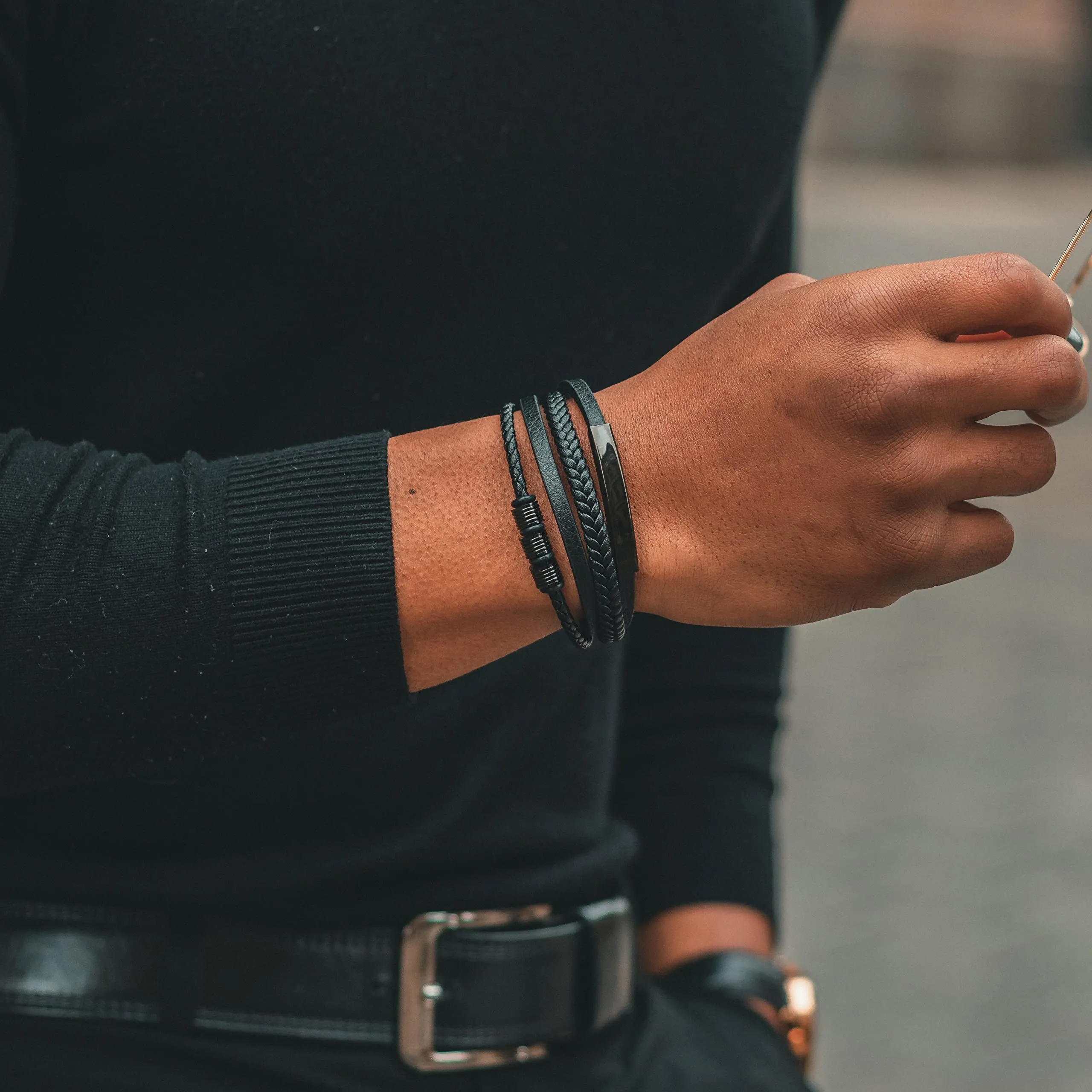 SERASAR Bracciale Uomo in Pelle Nera e Acciaio Inossidabile, 23cm - immagine 5