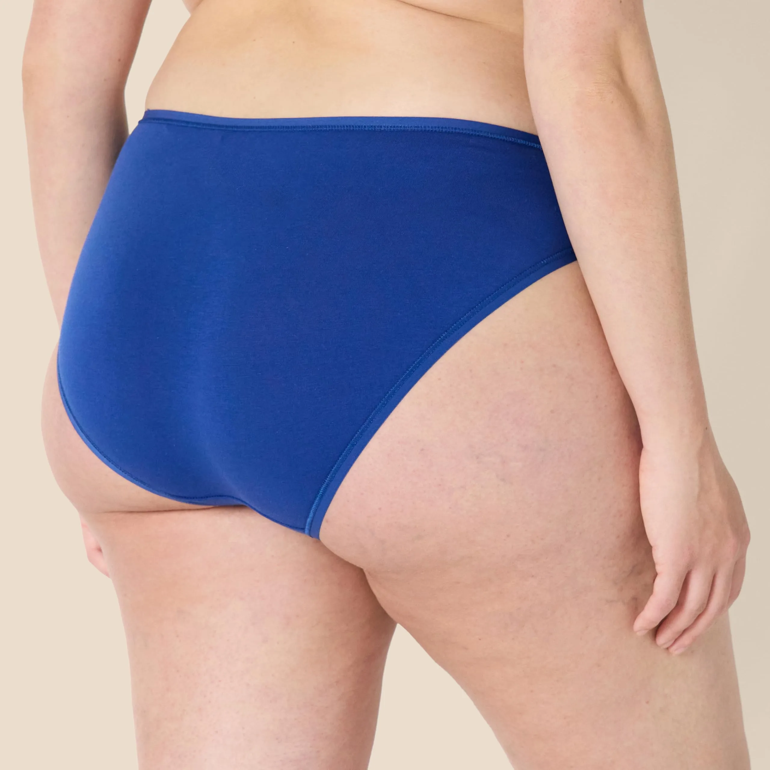 Amazon Essentials Slip Bikini in Cotone Donna, Pacco da 10, Blu/Celeste/Grigio Puntinato/Floreale/Motivo Floreale Piccolo, 50 - immagine 6