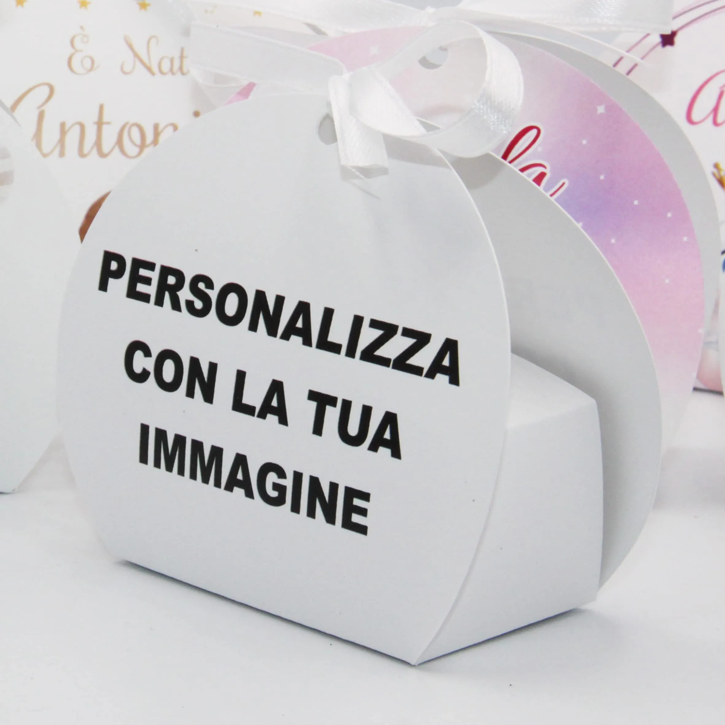 PV Grafik 24 Scatole Portaconfetti Personalizzate con Immagine e Nome, 8x8,5x4 cm - immagine 4