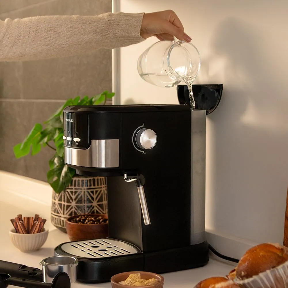 Cecotec Compact Power Espresso 20 Pecan, 1100 W, 20 bar, sistema Thermoblock, vaporizzatore orientabile, 1,25 litri - immagine 10