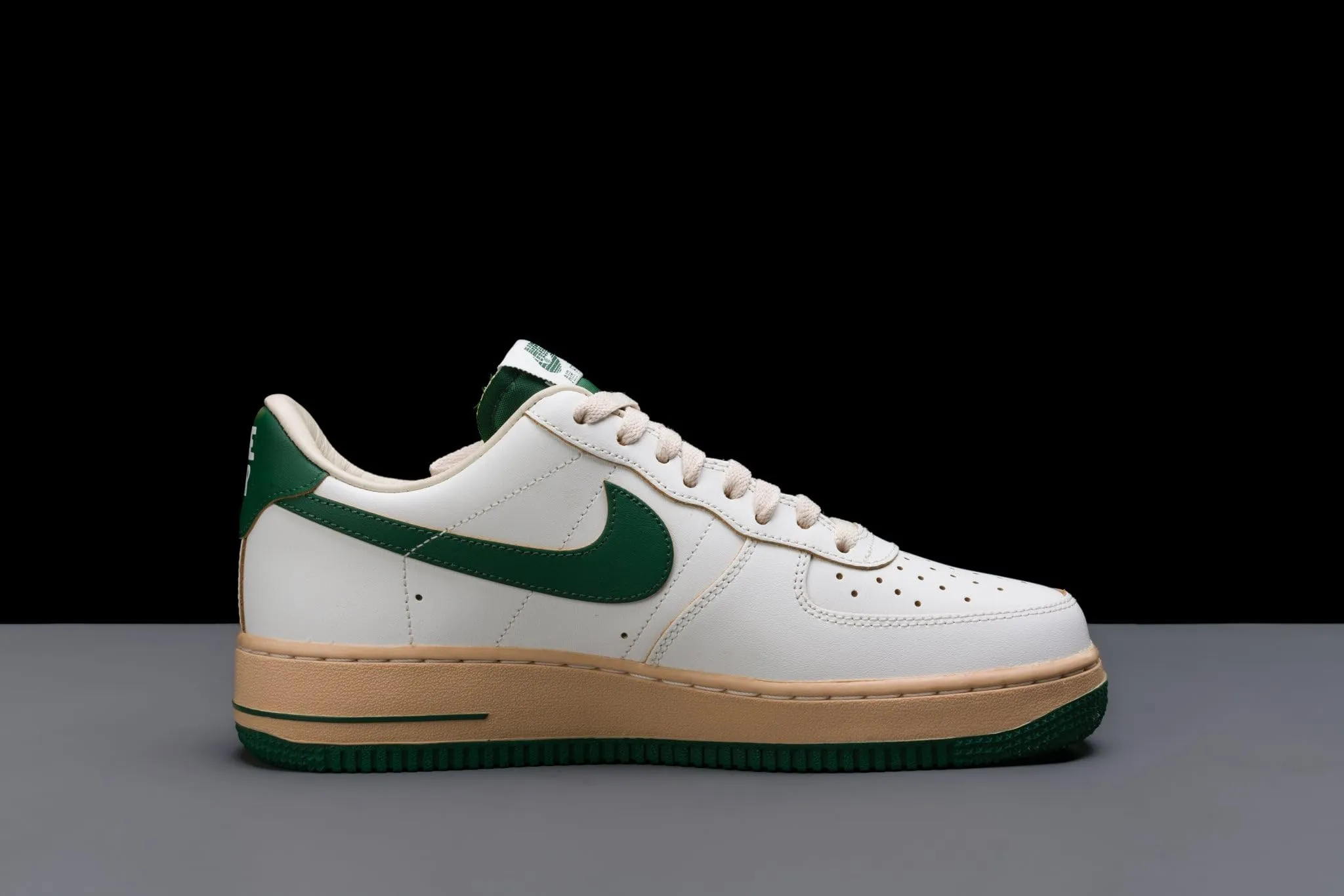 Nike Air Force 1 PLT.AF.orm Women's Sneakers, Sail Gorge Sesamo Verde, DZ4764-133 - immagine 3