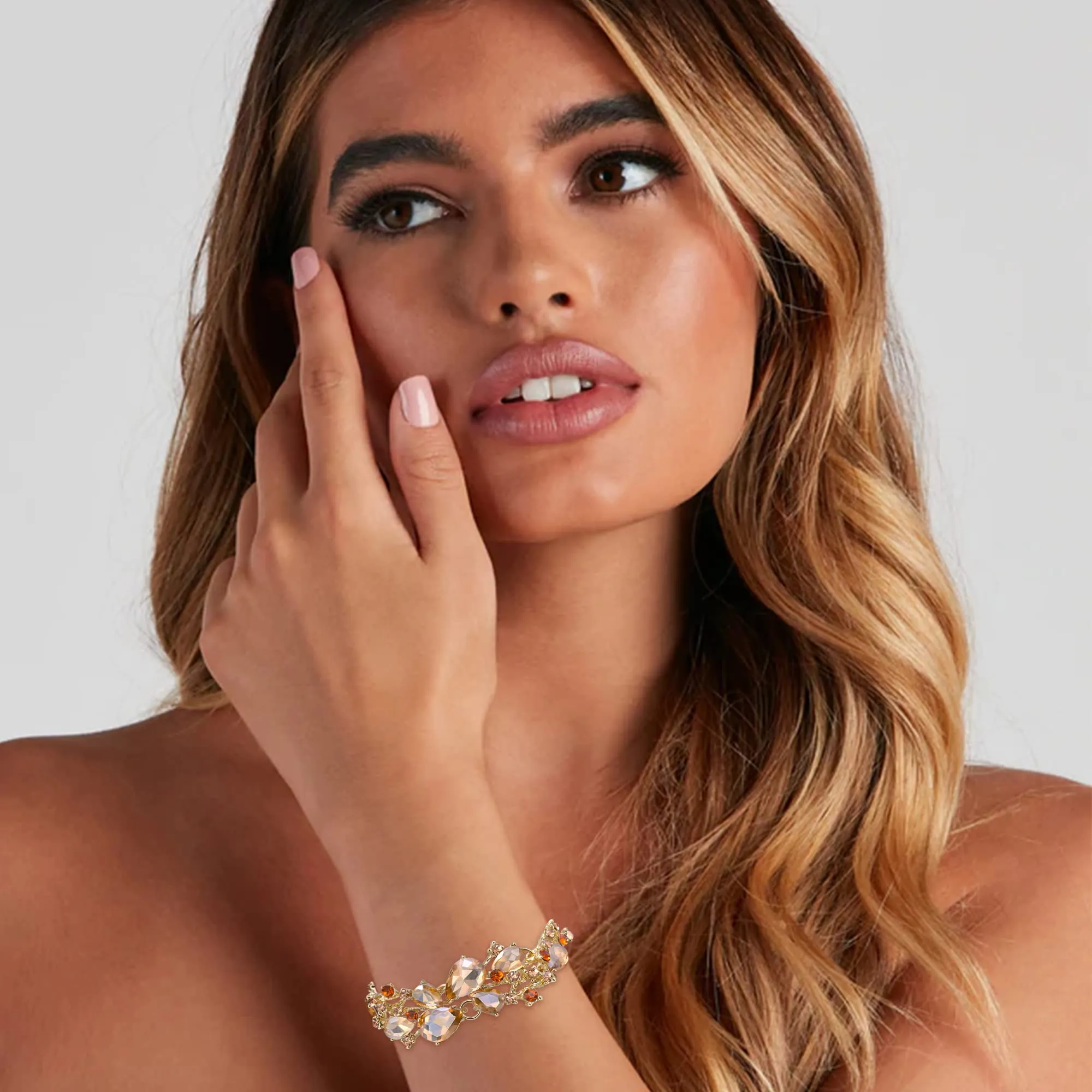 EVER FAITH Gioielli da Sposa per Donna, Collana di Cristallo Goccia Austriaco, Orecchini Pendenti e Bracciale, Marrone Oro Fondo - immagine 2