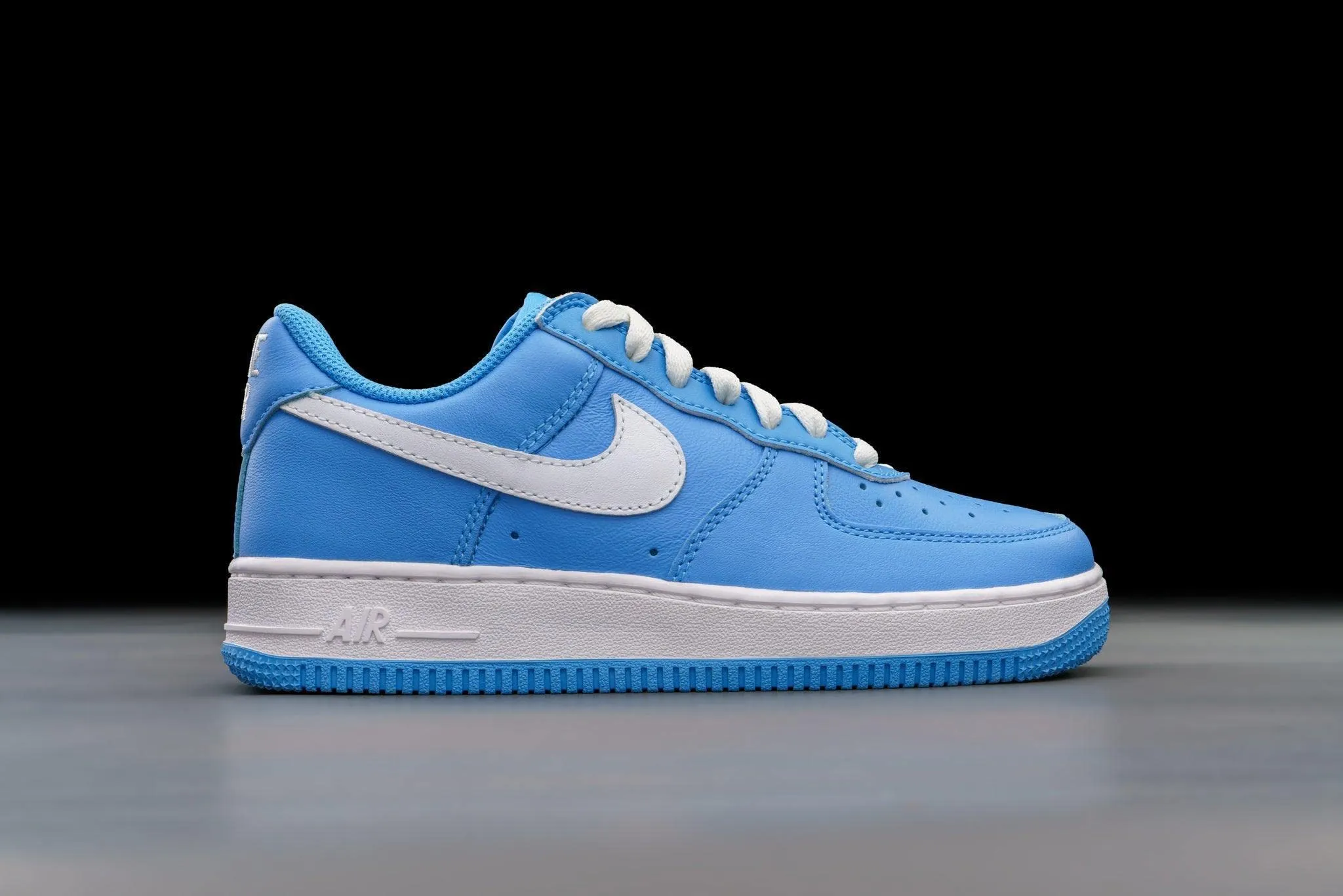 Nike Air Force 1 Low '07 Retro Color of The Month DM0576-400 Size 38 - immagine 3
