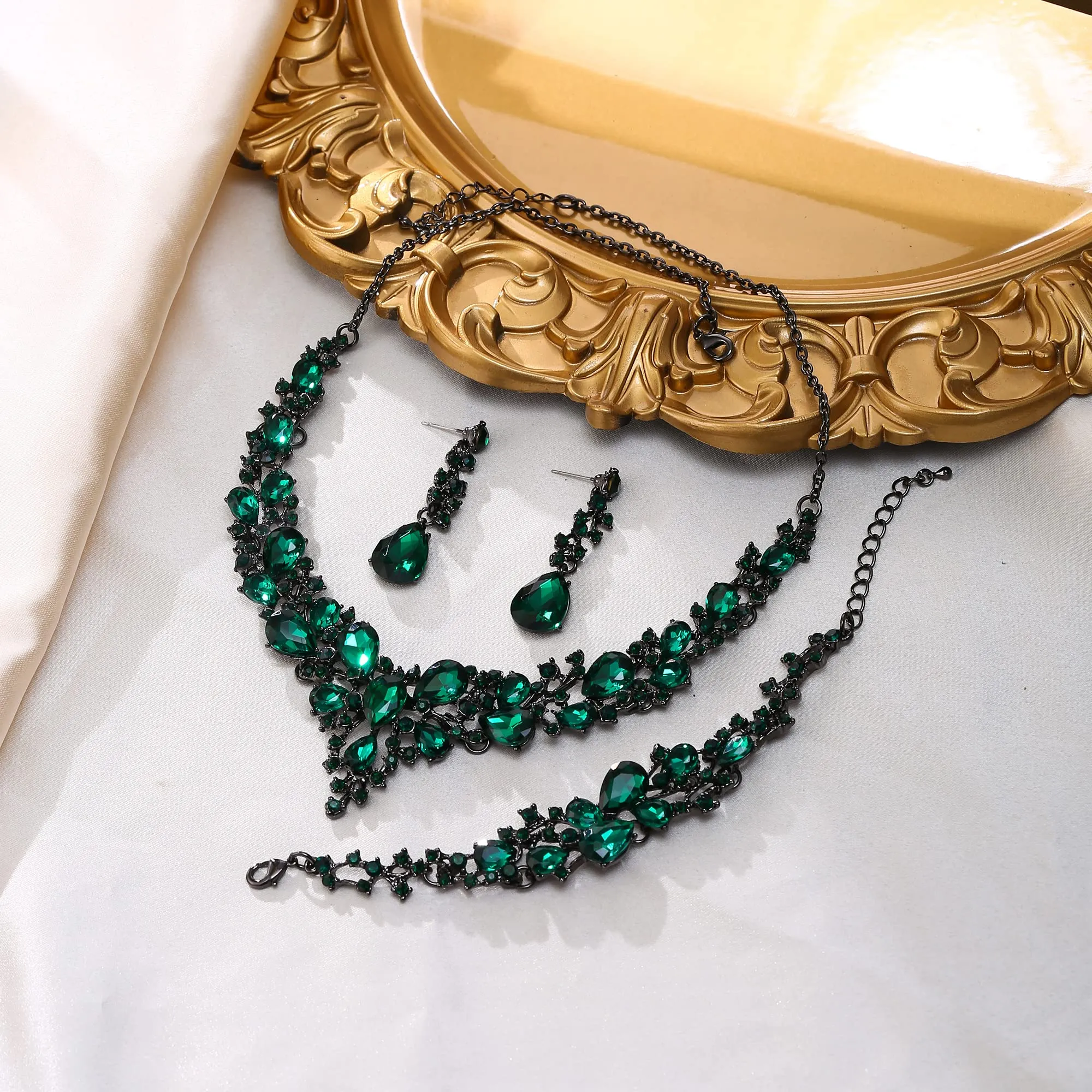 EVER FAITH Gioielli da Sposa in Cristallo Austriaco, Collana, Orecchini Pendenti e Bracciale, Verde Nero-Fondo - immagine 3