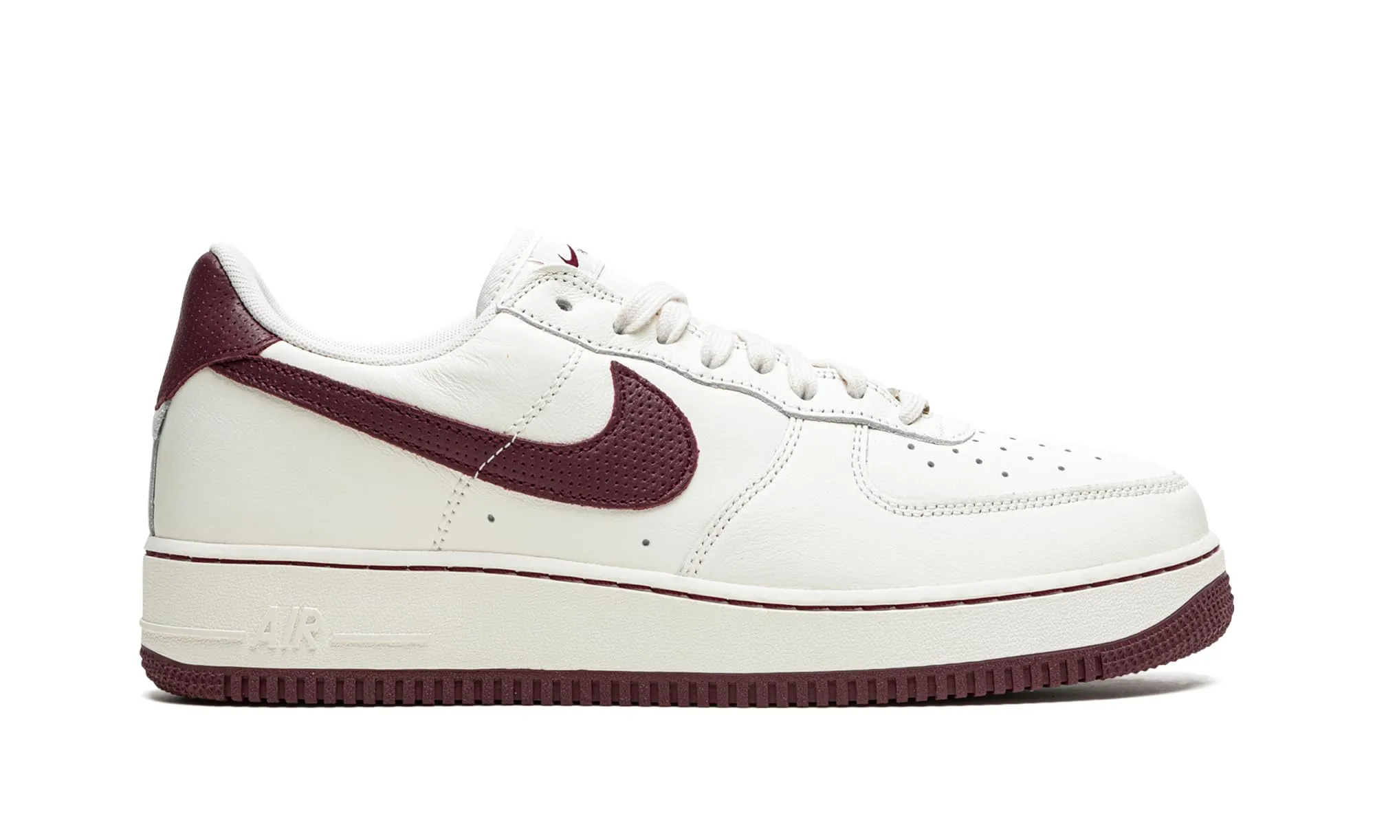 Nike Air Force 1 '07 An20 Basketball Shoes - Sail/Dark Beetroot - 40.5 EU - immagine 6