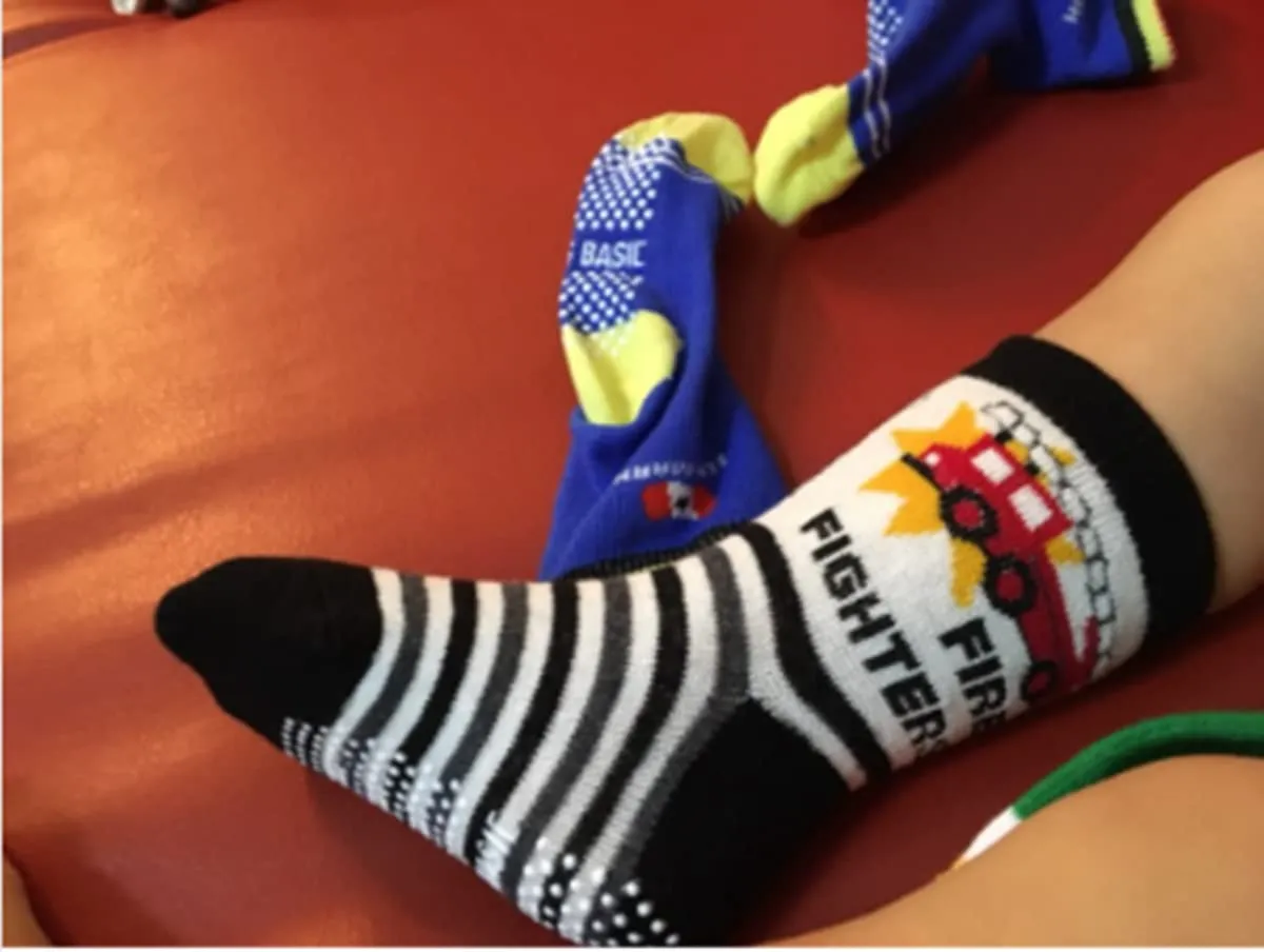 HaimoBurg Calze Antiscivolo in Cotone per Bambini, 12 Paia, 1-5 Anni - immagine 3