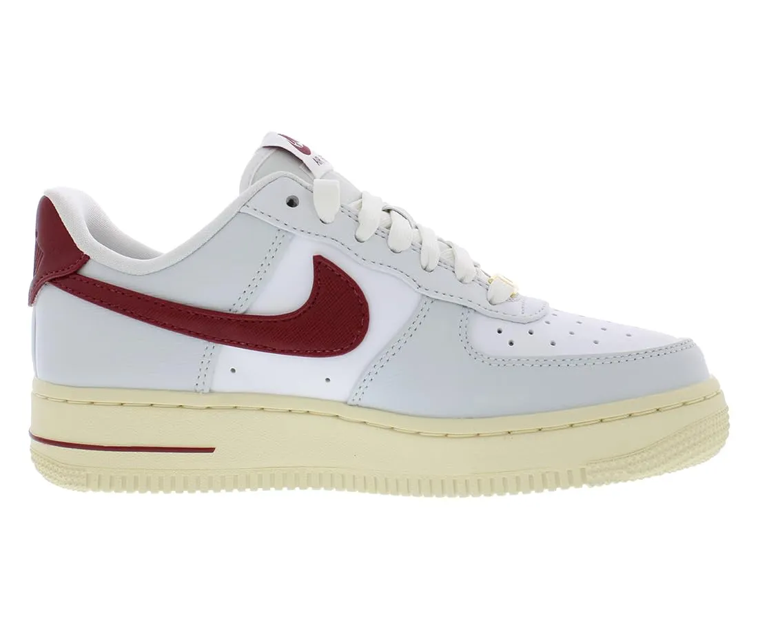 Nike Scarpe da basket donna DV7584-001, 38 EU - immagine 2