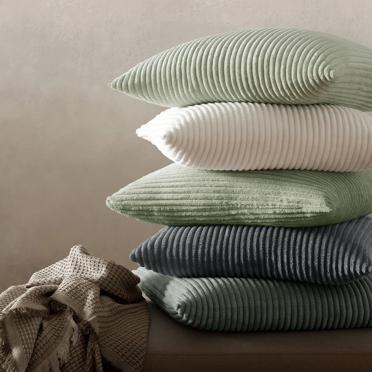 MIULEE Federe Cuscini in Velluto a Coste, 40x40 cm, Grigio Verde, Set da 2 - immagine 5