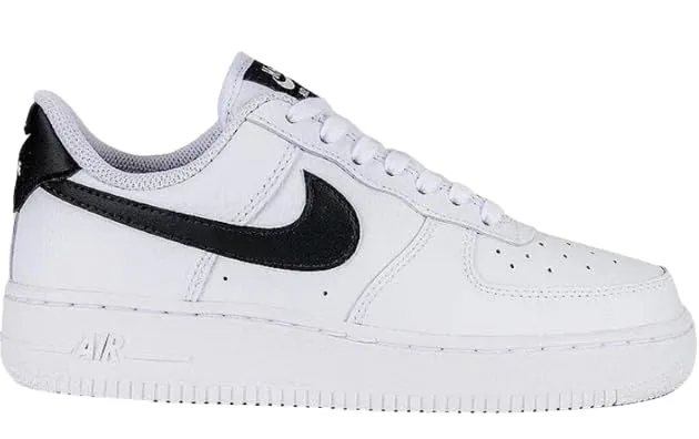 Nike Scarpe da basket donna HU-XI-115 Og Blkwhite 37.5 EU - immagine 1