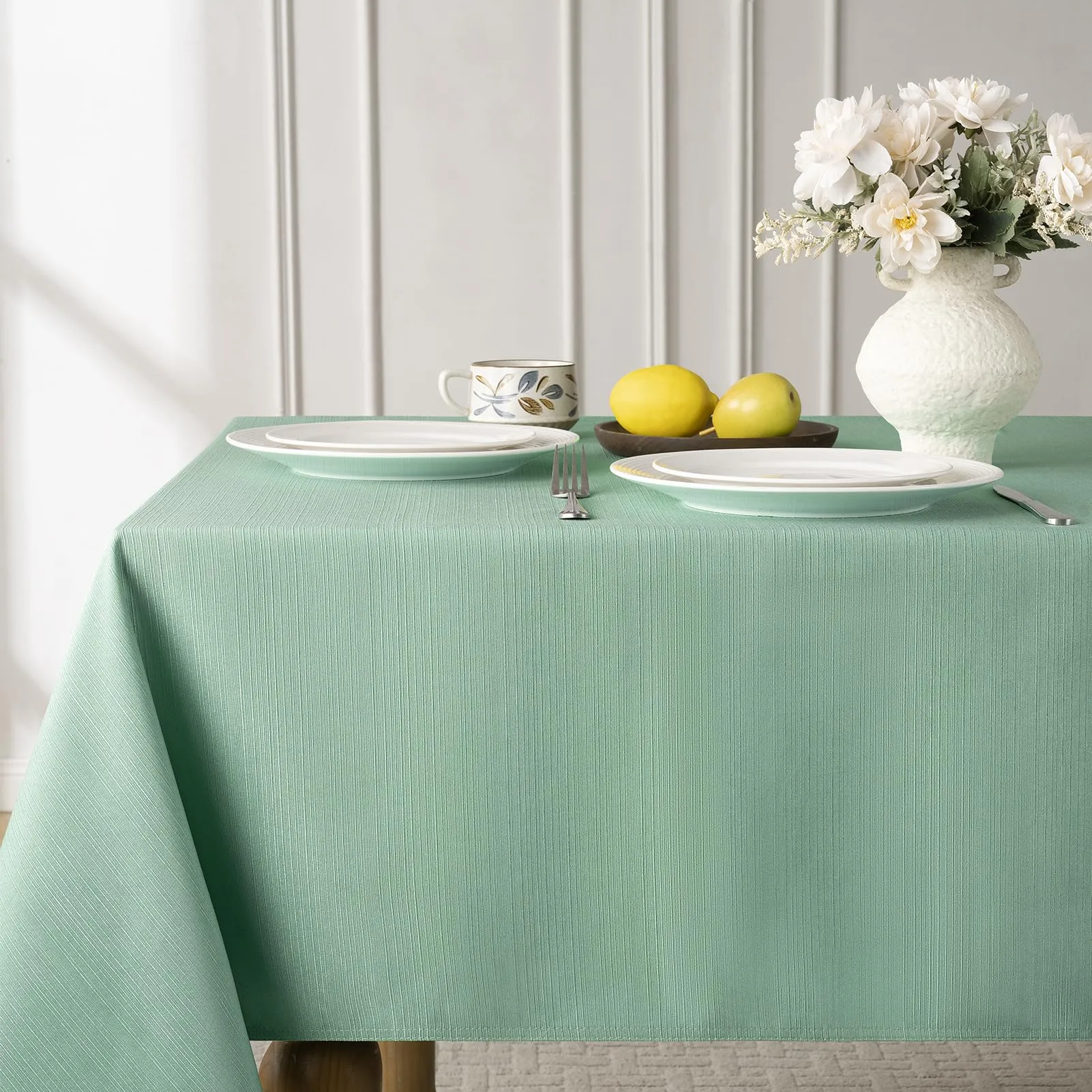 Softalker Tovaglia Rettangolare in Jacquard Verde Salvia, 60 x 120 Inch, Impermeabile e Antipiega - immagine 1