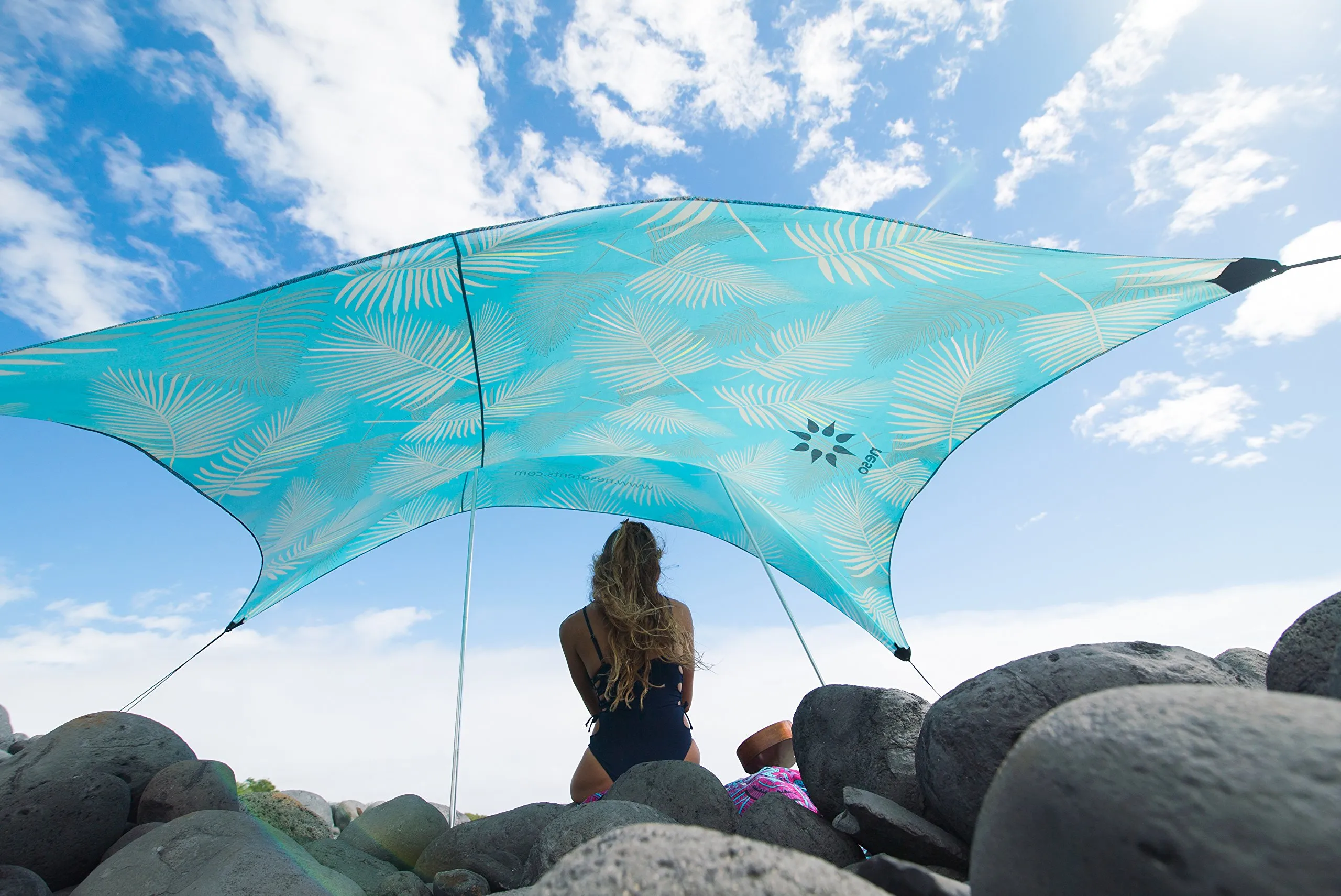 Neso Tenda da spiaggia Aqua Fronds, 2.1m x 2.1m - immagine 2